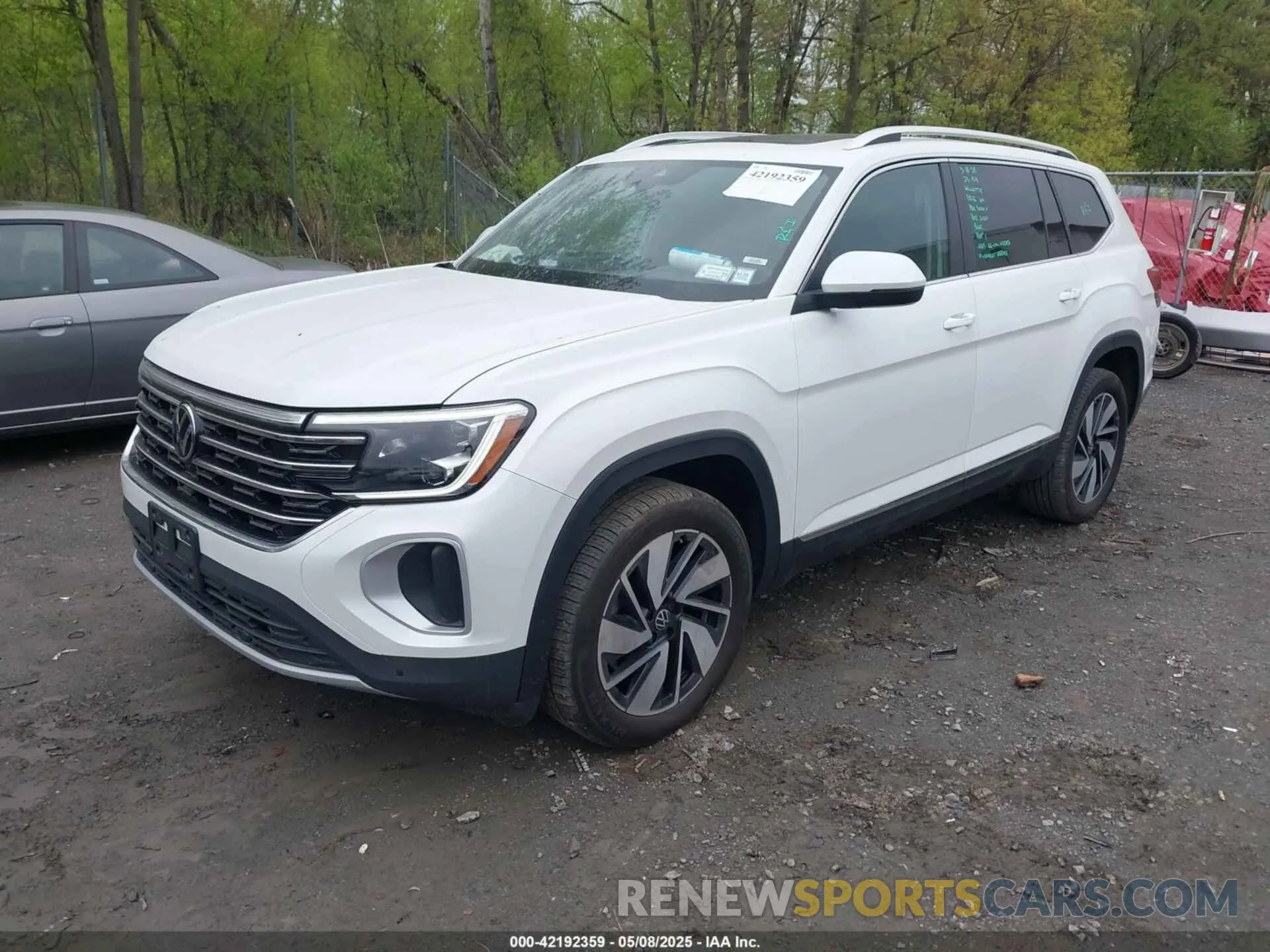 2 Photograph of a damaged car 1V2BR2CA5RC549542 VOLKSWAGEN ATLAS 2024