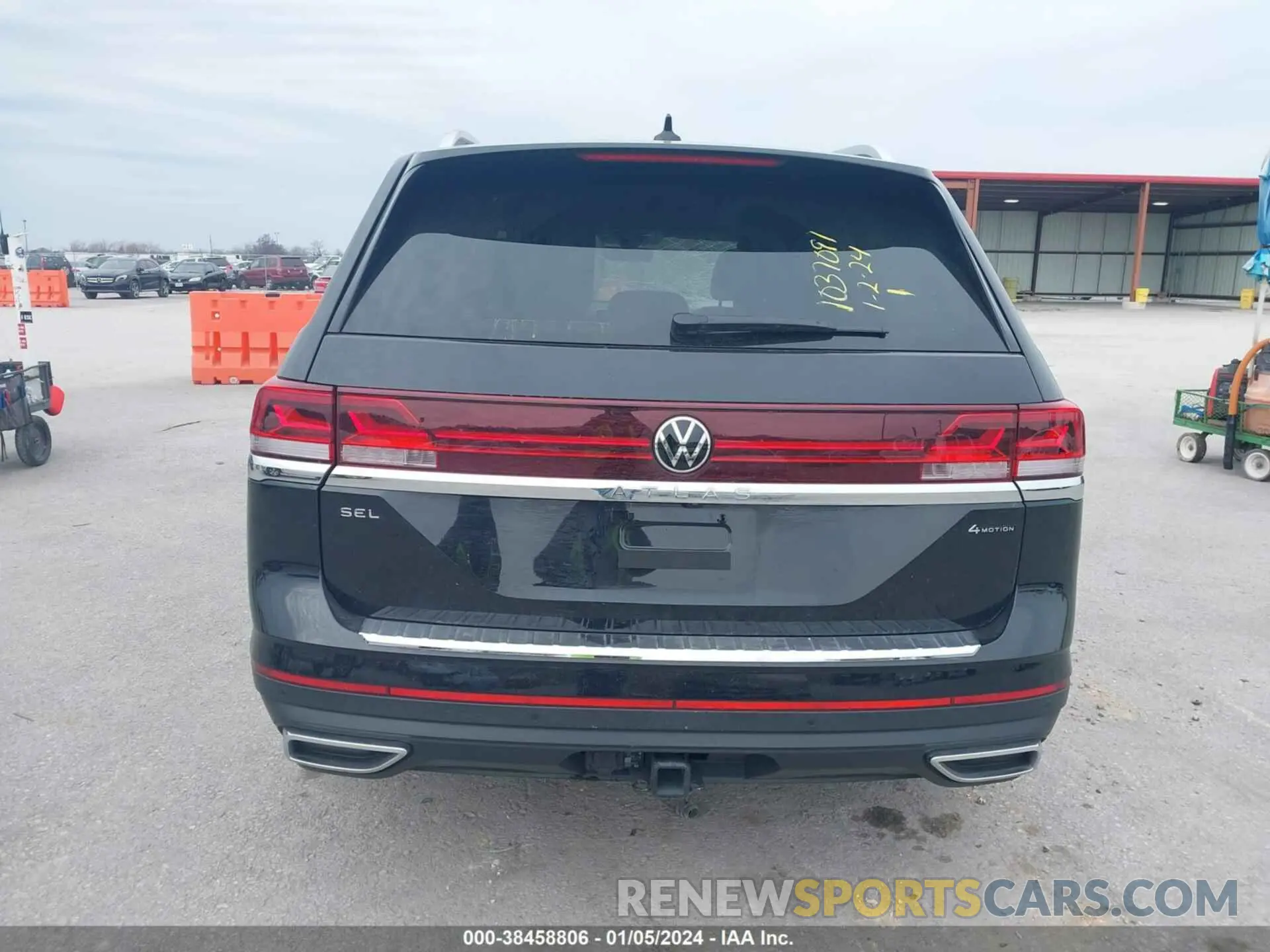16 Photograph of a damaged car 1V2BR2CA6RC501063 VOLKSWAGEN ATLAS 2024