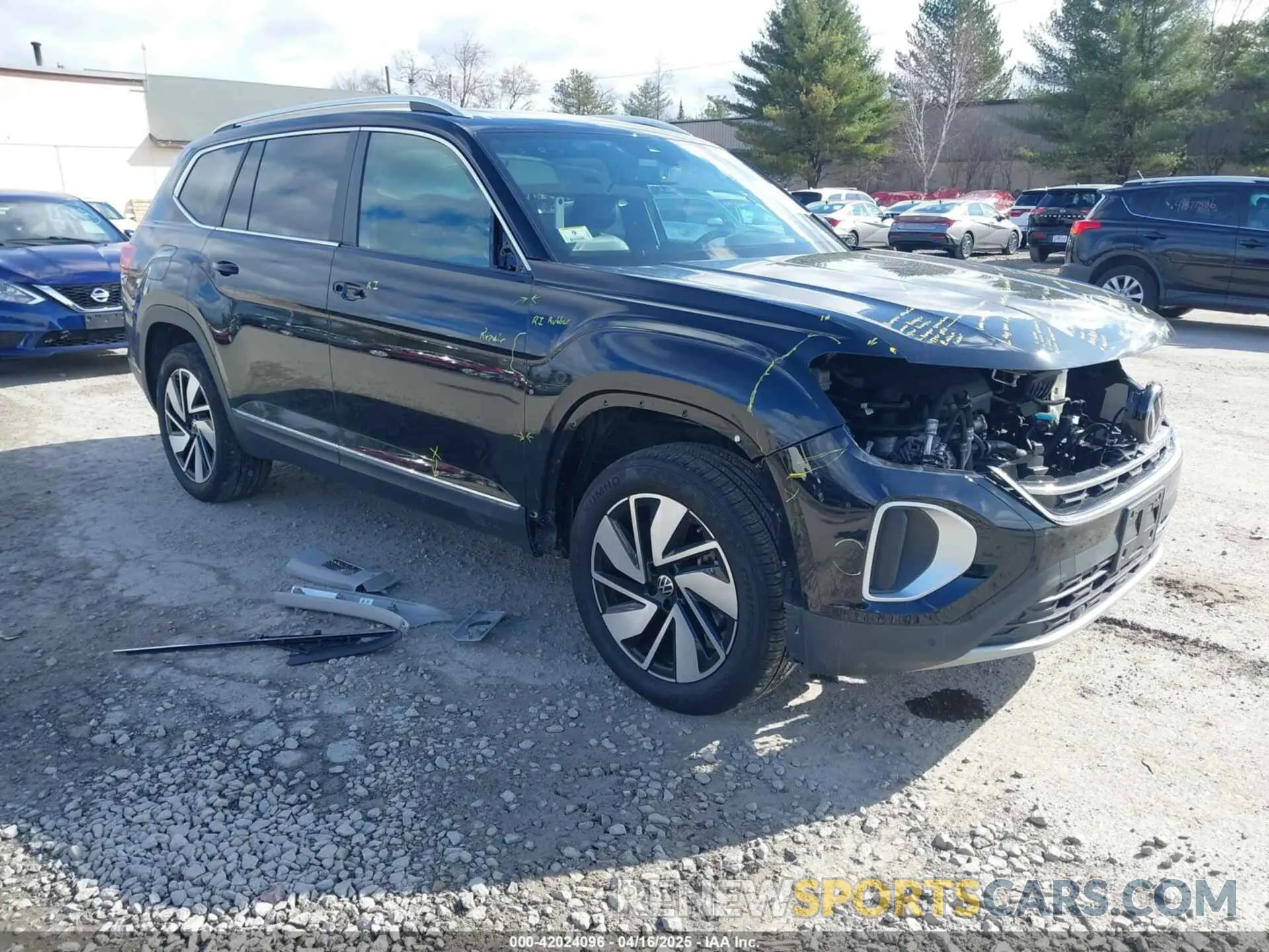 1 Photograph of a damaged car 1V2BR2CA9RC513000 VOLKSWAGEN ATLAS 2024