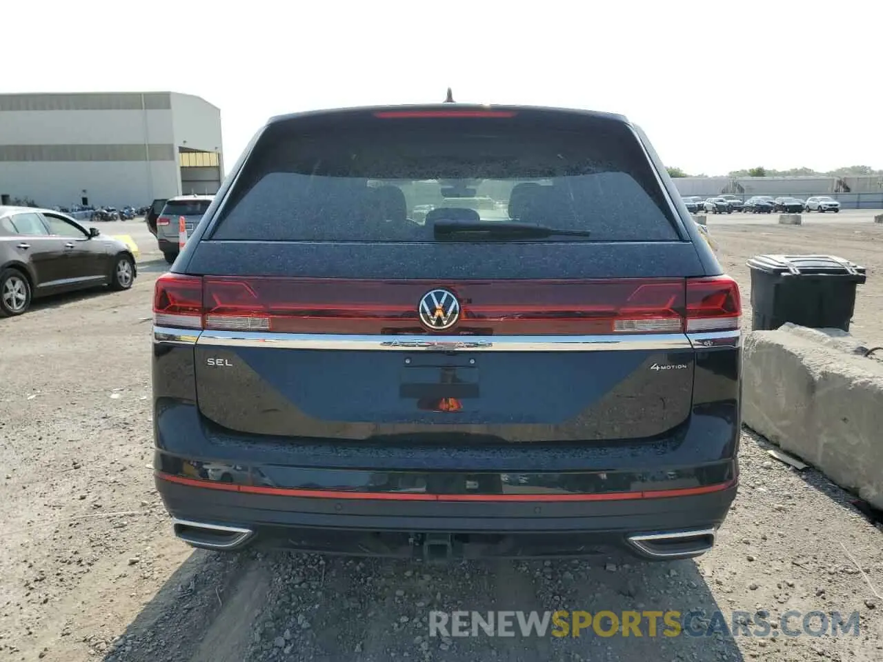 6 Photograph of a damaged car 1V2BR2CA9RC586318 VOLKSWAGEN ATLAS 2024