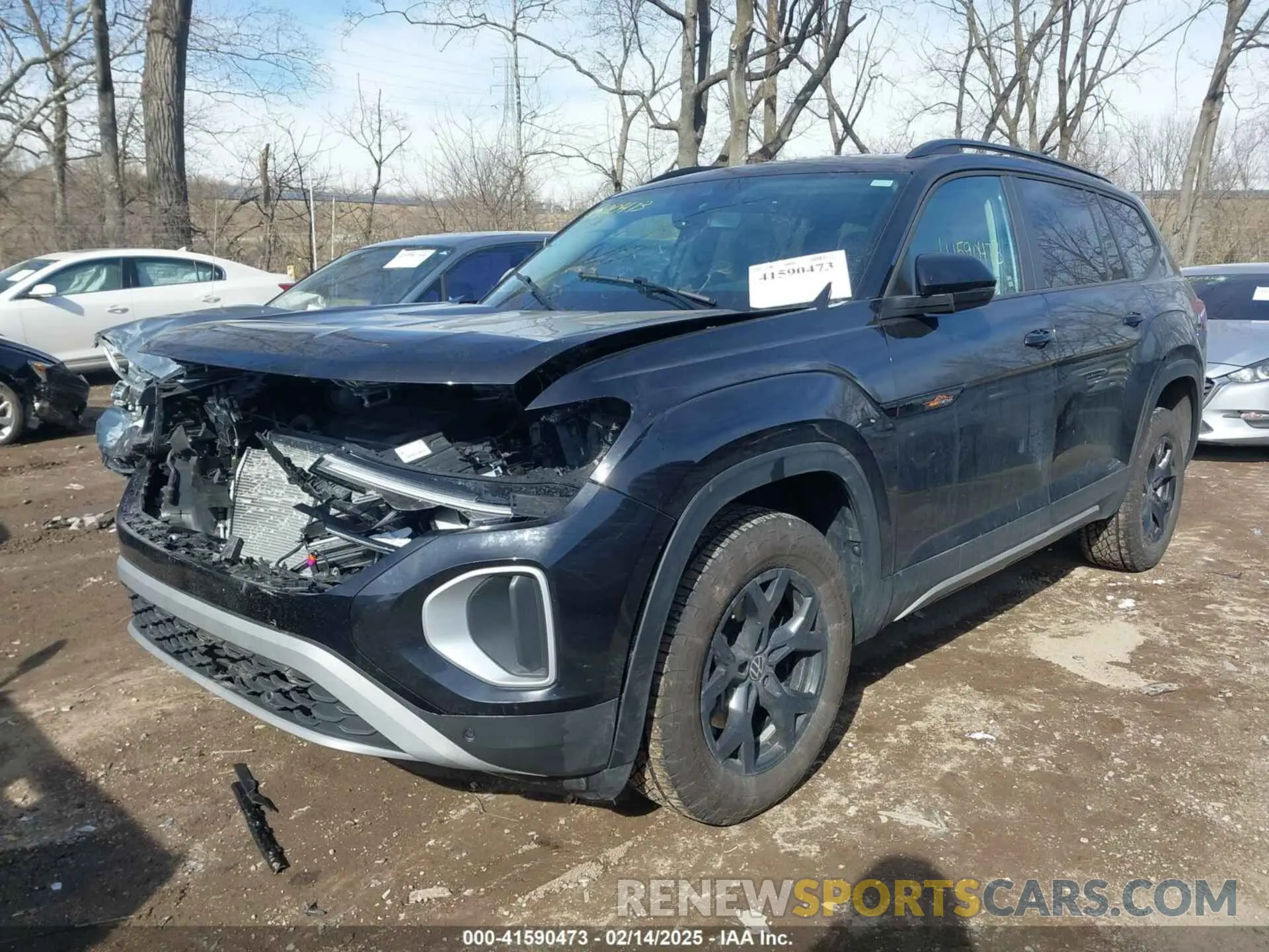 6 Photograph of a damaged car 1V2CR2CA1RC579660 VOLKSWAGEN ATLAS 2024