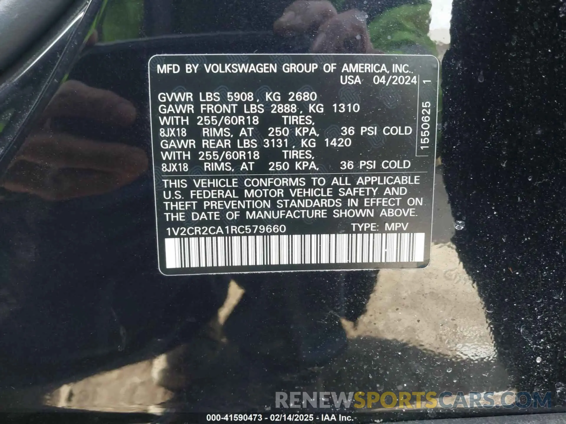 9 Photograph of a damaged car 1V2CR2CA1RC579660 VOLKSWAGEN ATLAS 2024