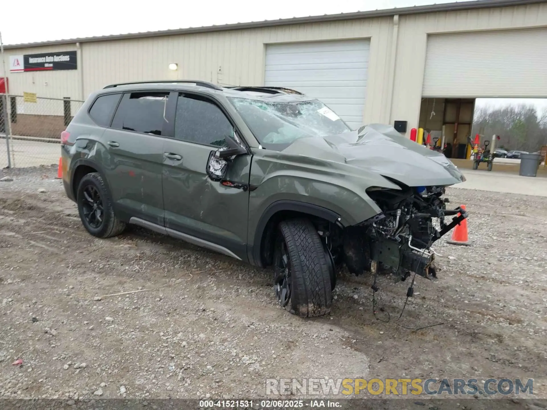 1 Photograph of a damaged car 1V2CR2CA2RC596063 VOLKSWAGEN ATLAS 2024
