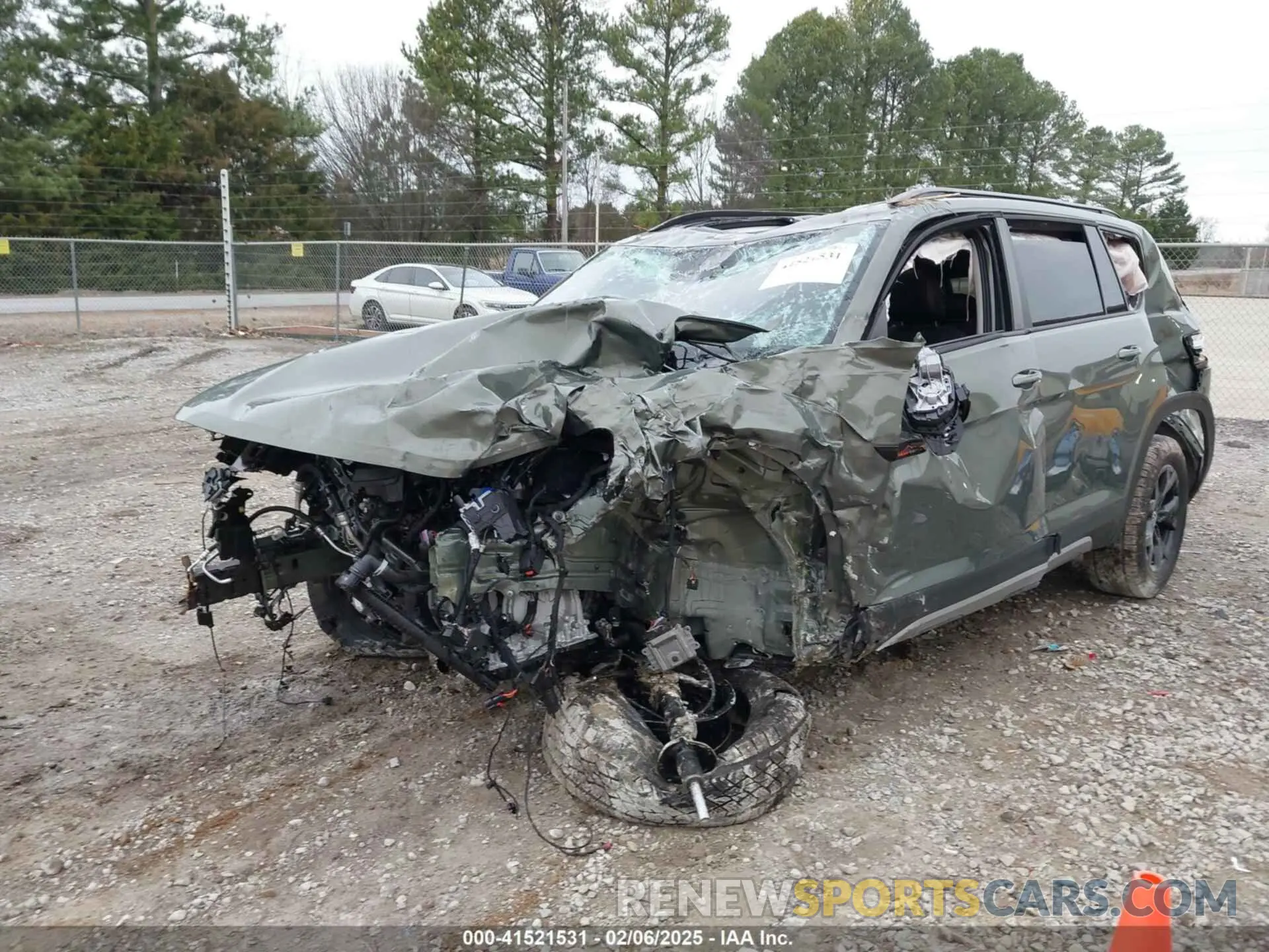 6 Photograph of a damaged car 1V2CR2CA2RC596063 VOLKSWAGEN ATLAS 2024