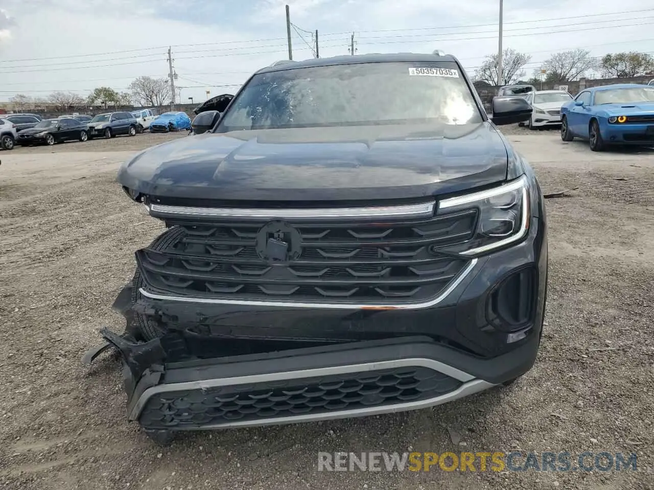 5 Photograph of a damaged car 1V2DE2CA8RC236764 VOLKSWAGEN ATLAS 2024