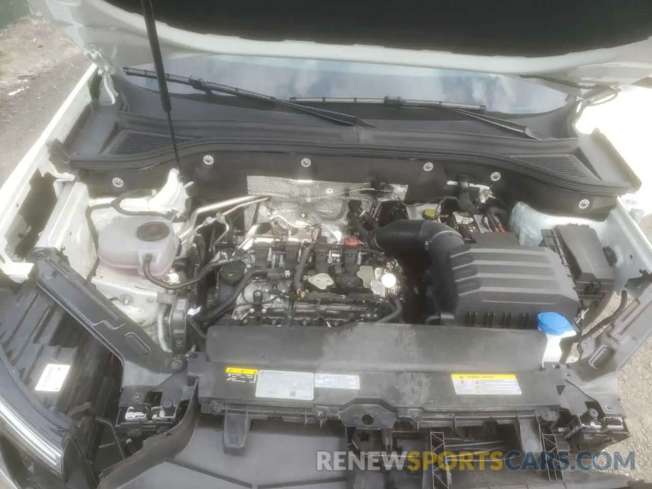 12 Photograph of a damaged car 1V2DR2CA0RC609512 VOLKSWAGEN ATLAS 2024