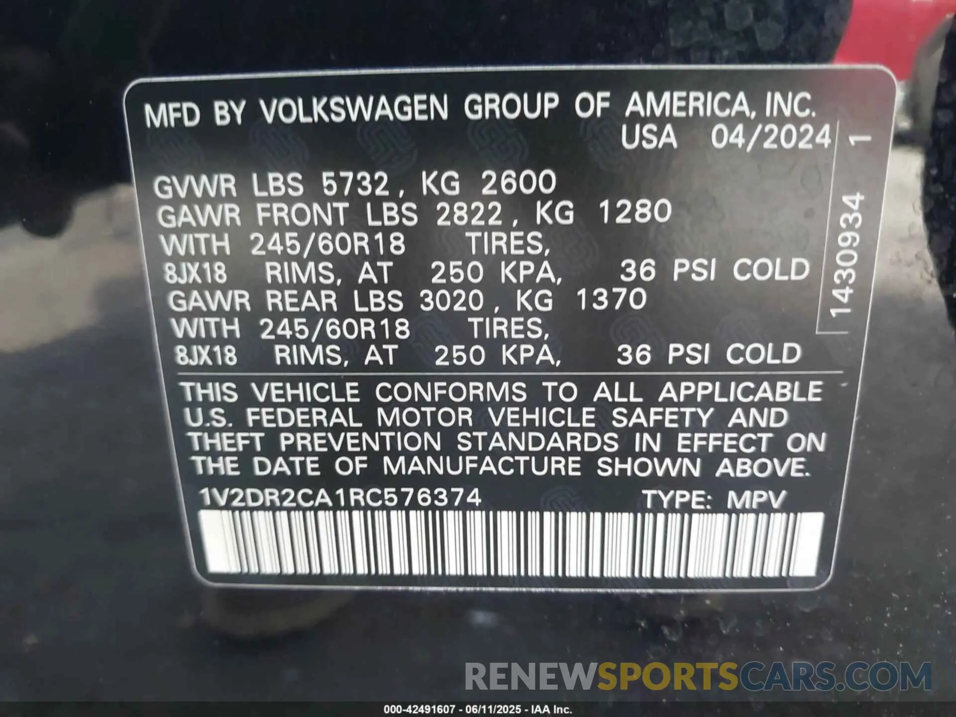 9 Photograph of a damaged car 1V2DR2CA1RC576374 VOLKSWAGEN ATLAS 2024
