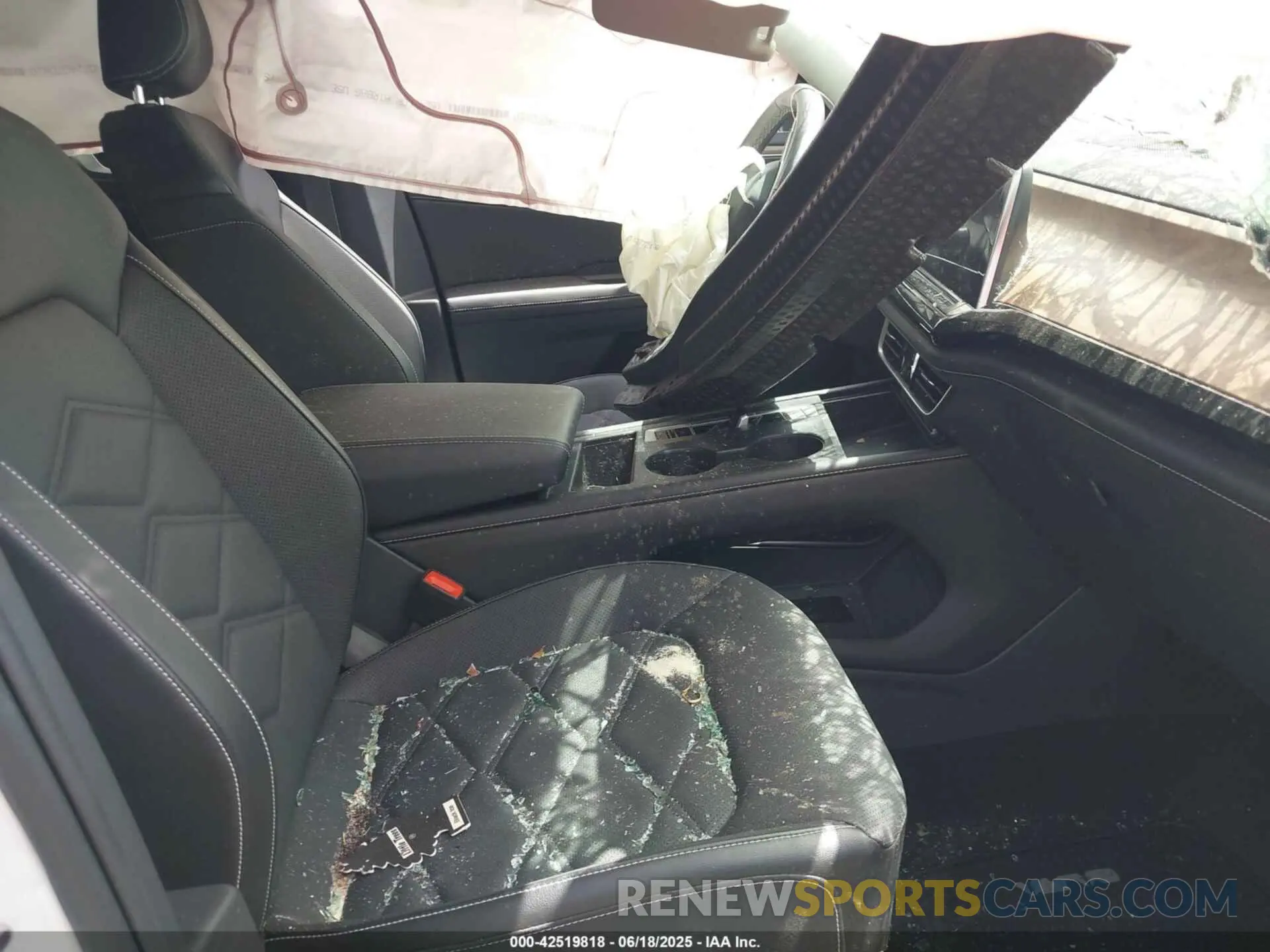 5 Photograph of a damaged car 1V2DR2CA6RC615007 VOLKSWAGEN ATLAS 2024