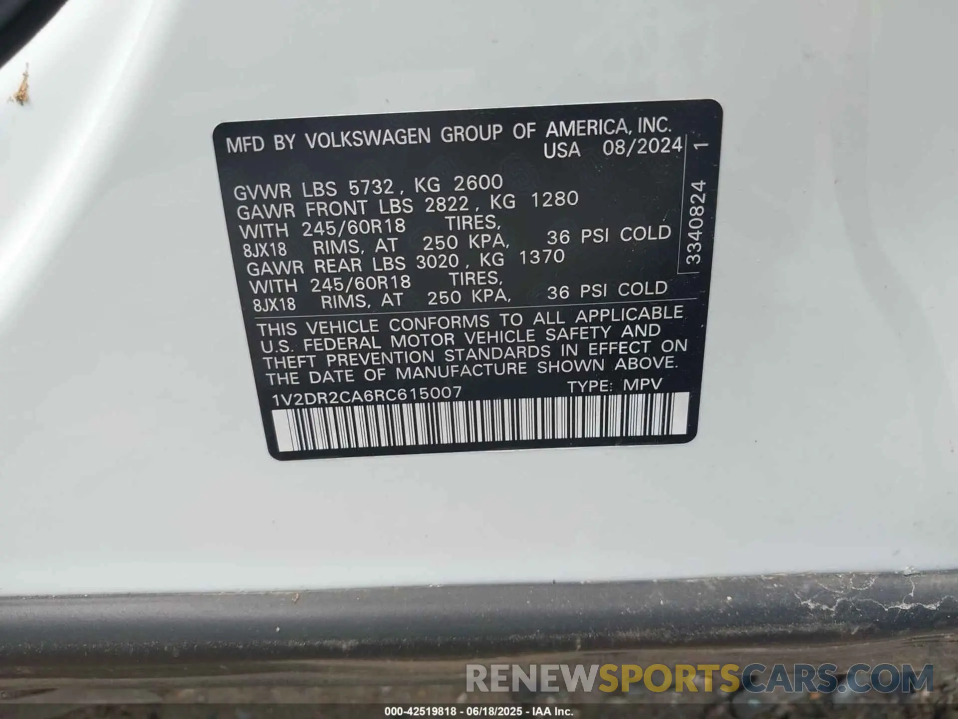 9 Photograph of a damaged car 1V2DR2CA6RC615007 VOLKSWAGEN ATLAS 2024