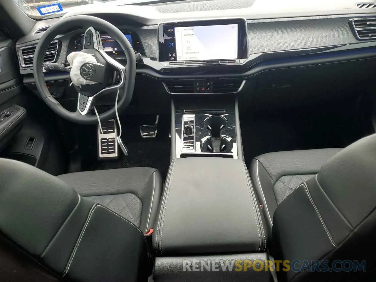 8 Photograph of a damaged car 1V2FE2CA1RC248893 VOLKSWAGEN ATLAS 2024