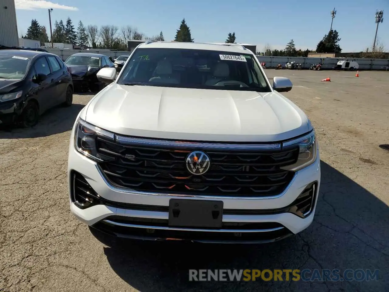 5 Photograph of a damaged car 1V2FE2CA6RC228817 VOLKSWAGEN ATLAS 2024