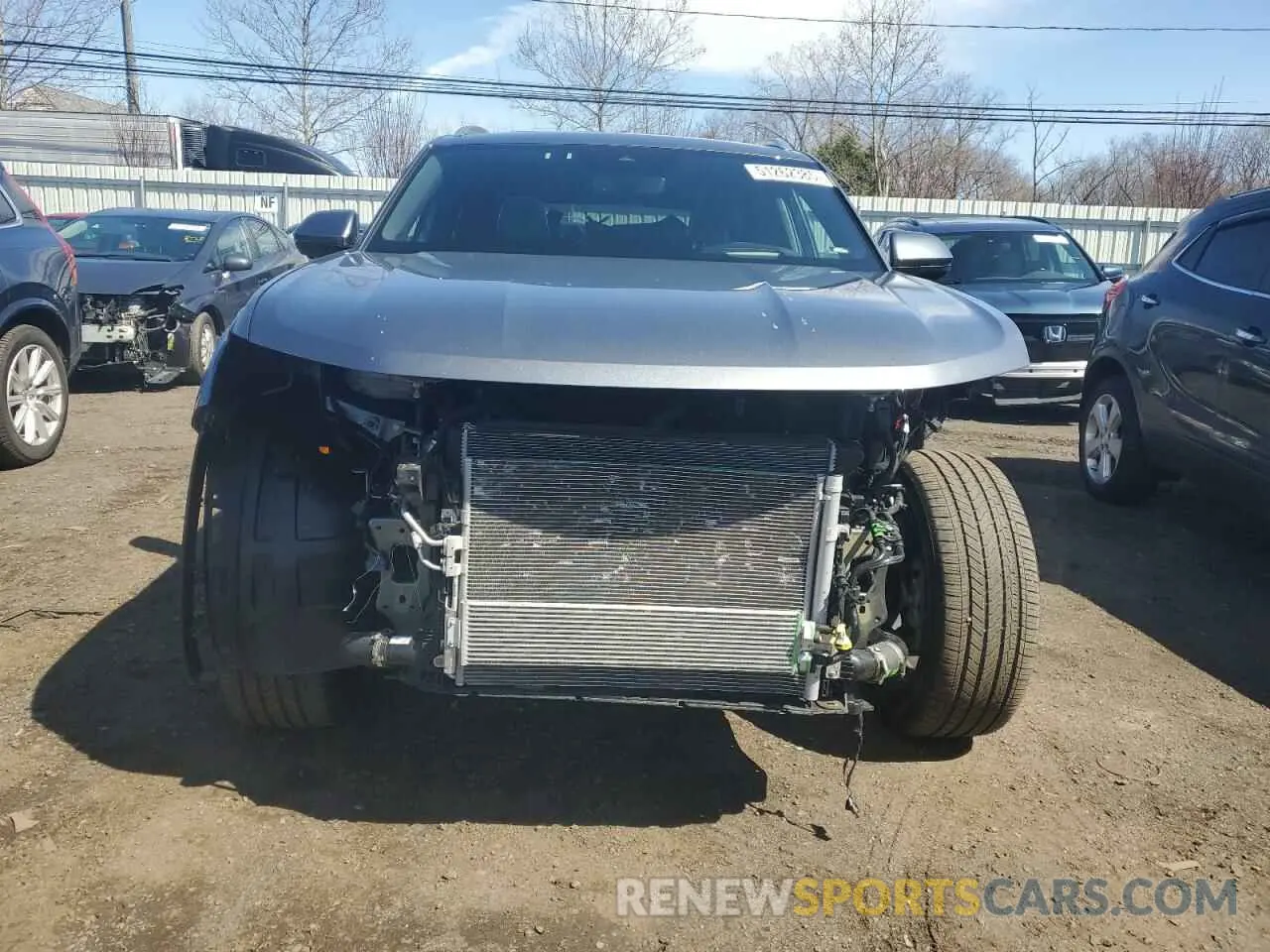 5 Photograph of a damaged car 1V2FE2CA8RC209296 VOLKSWAGEN ATLAS 2024