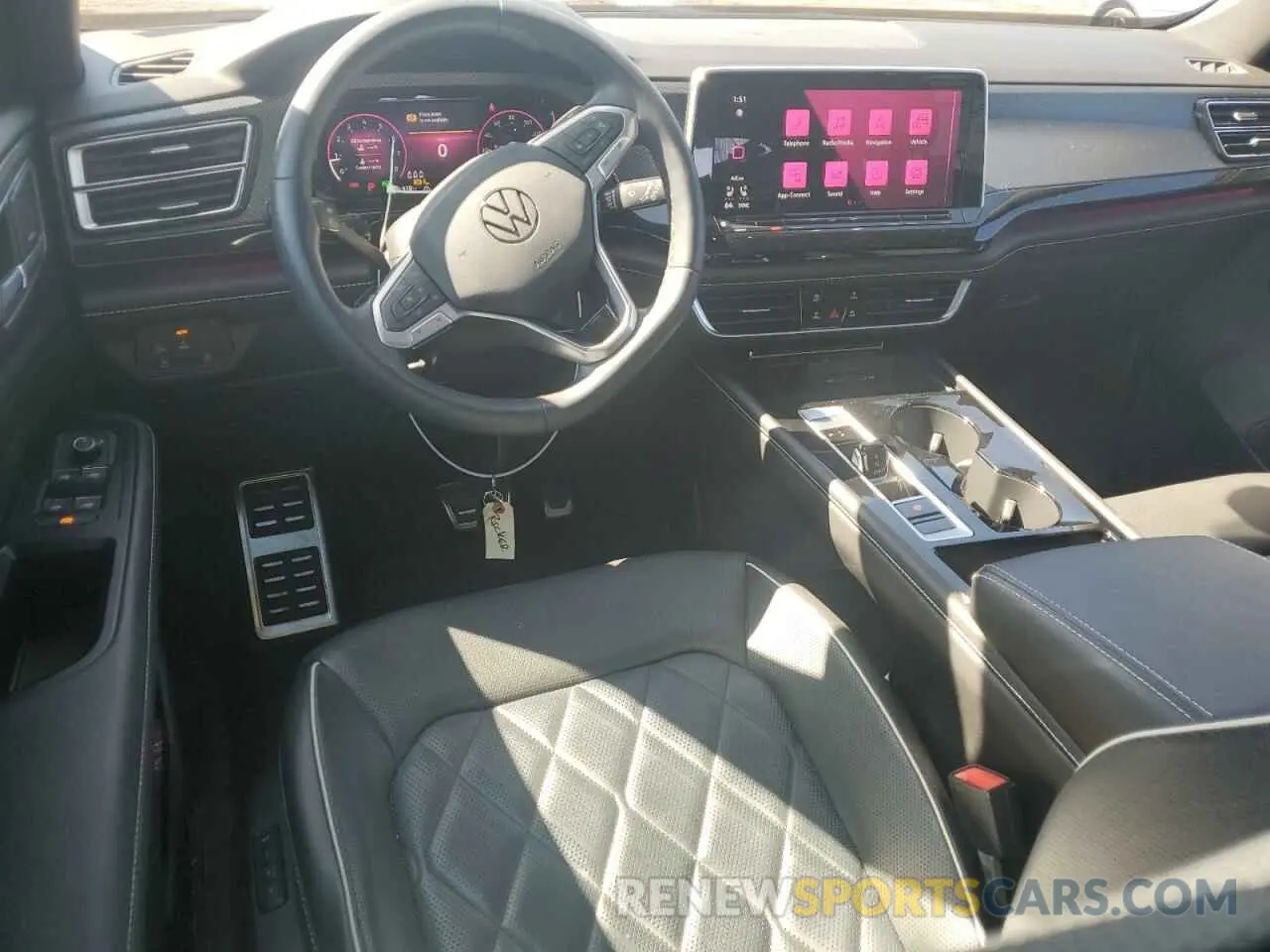 8 Photograph of a damaged car 1V2FE2CA8RC209296 VOLKSWAGEN ATLAS 2024