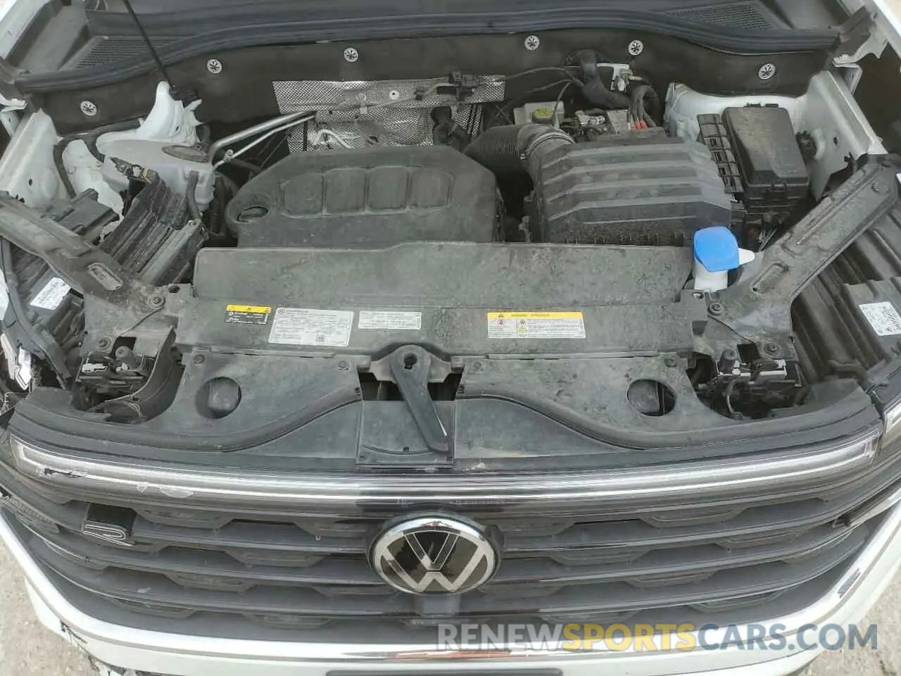 14 Photograph of a damaged car 1V2FE2CA9RC205256 VOLKSWAGEN ATLAS 2024