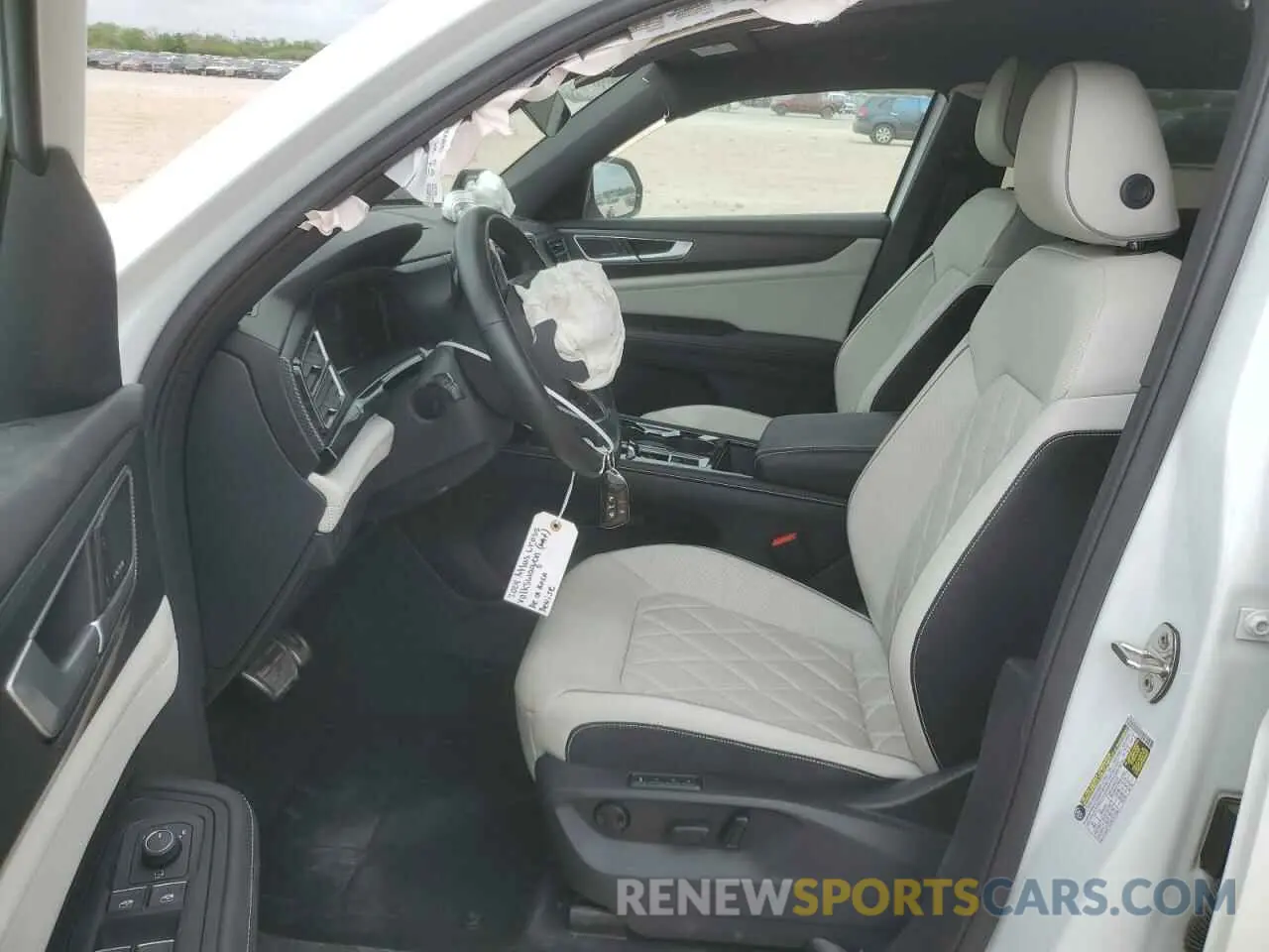7 Photograph of a damaged car 1V2FE2CA9RC205256 VOLKSWAGEN ATLAS 2024