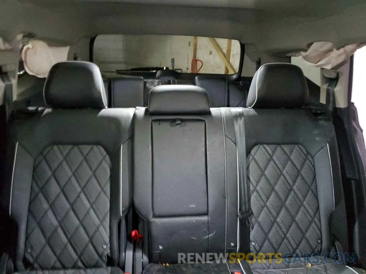 10 Photograph of a damaged car 1V2FR2CA2RC604658 VOLKSWAGEN ATLAS 2024