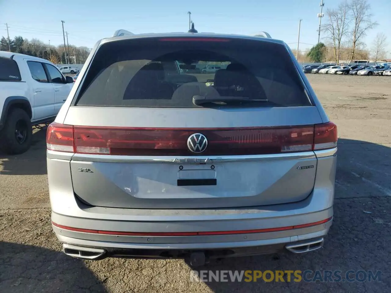 6 Photograph of a damaged car 1V2FR2CA4RC507753 VOLKSWAGEN ATLAS 2024
