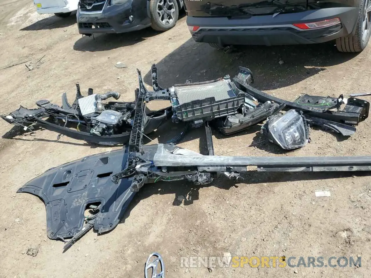 13 Photograph of a damaged car 1V2FR2CA5RC541216 VOLKSWAGEN ATLAS 2024