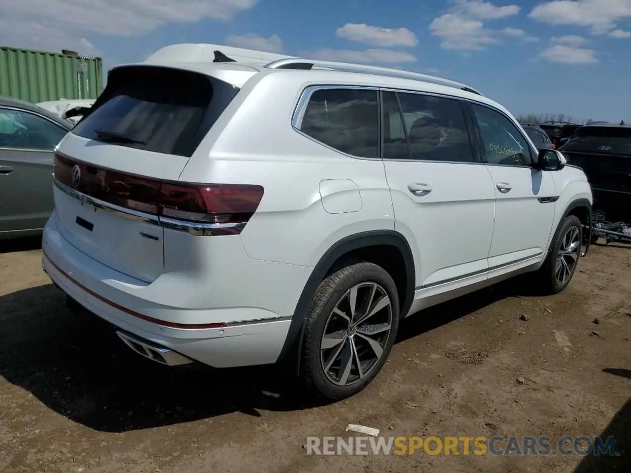 3 Photograph of a damaged car 1V2FR2CA5RC541216 VOLKSWAGEN ATLAS 2024
