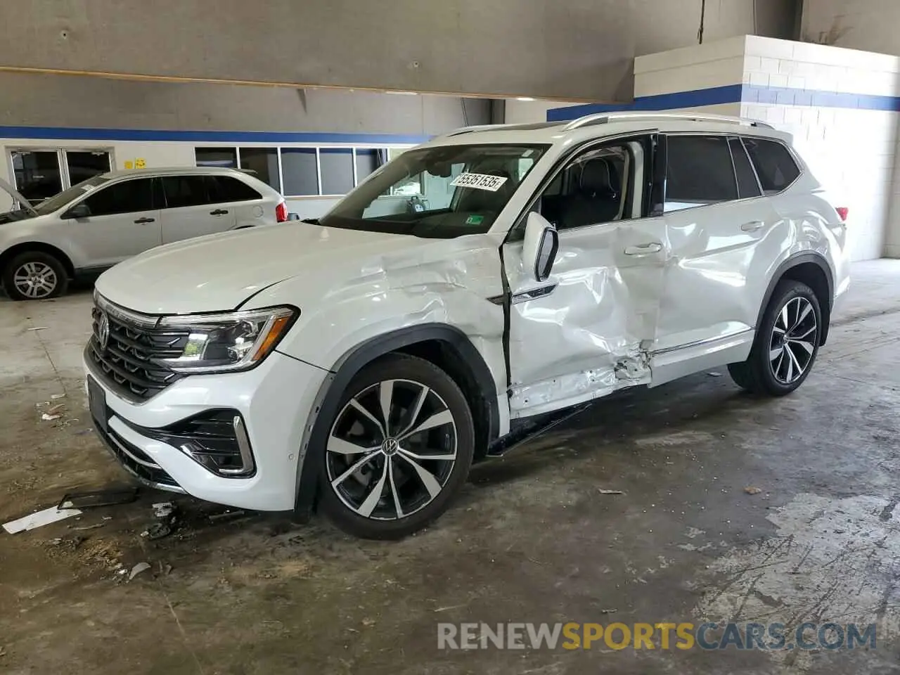 1 Photograph of a damaged car 1V2FR2CA5RC560610 VOLKSWAGEN ATLAS 2024