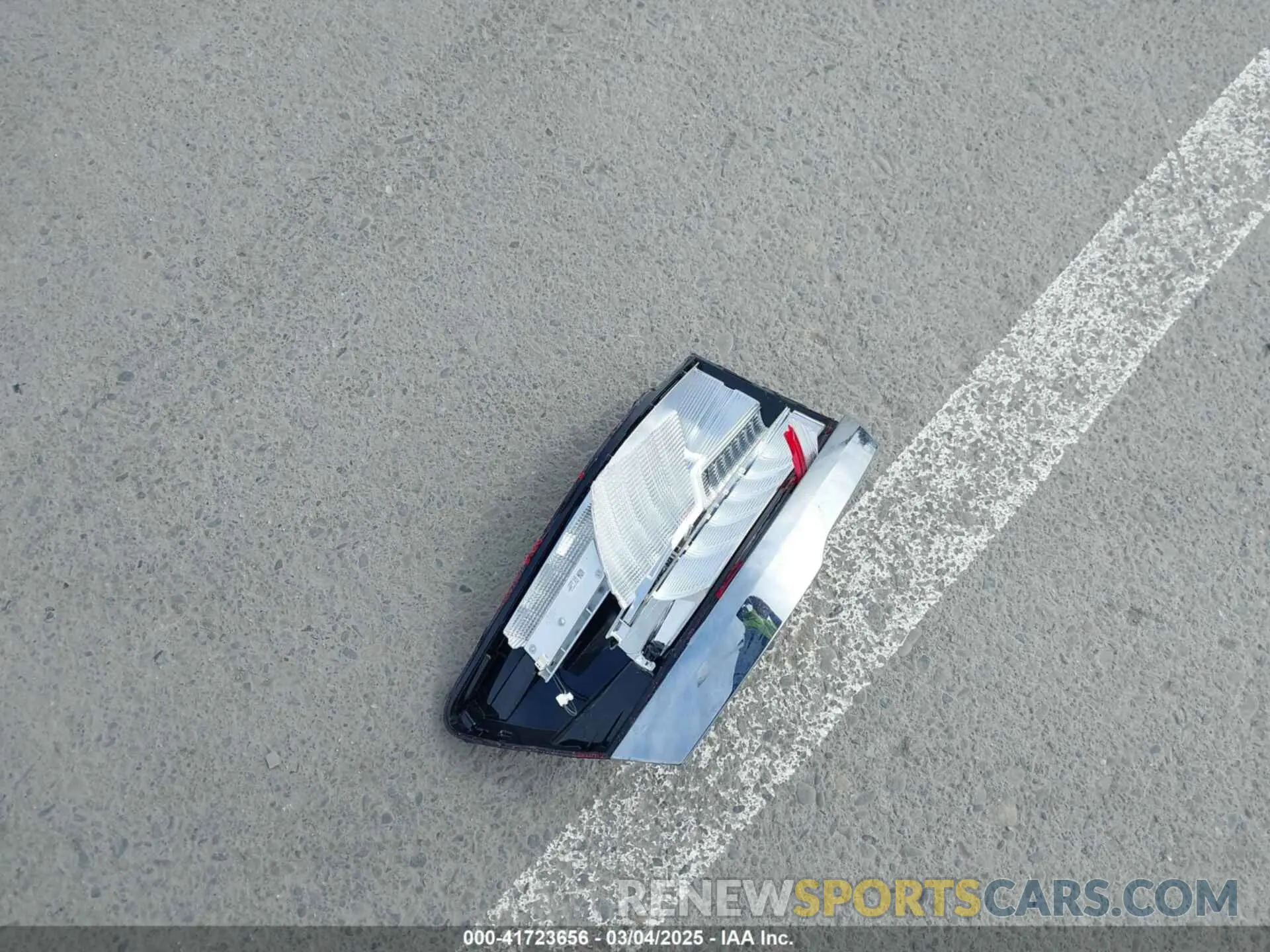 12 Photograph of a damaged car 1V2FR2CA6RC547798 VOLKSWAGEN ATLAS 2024