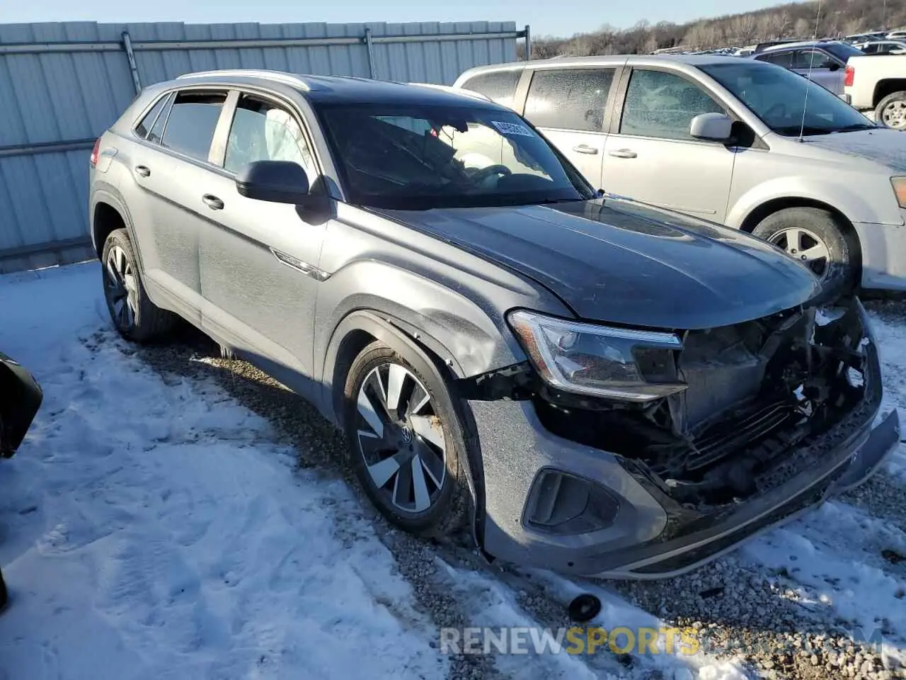4 Photograph of a damaged car 1V2HE2CA4RC201138 VOLKSWAGEN ATLAS 2024