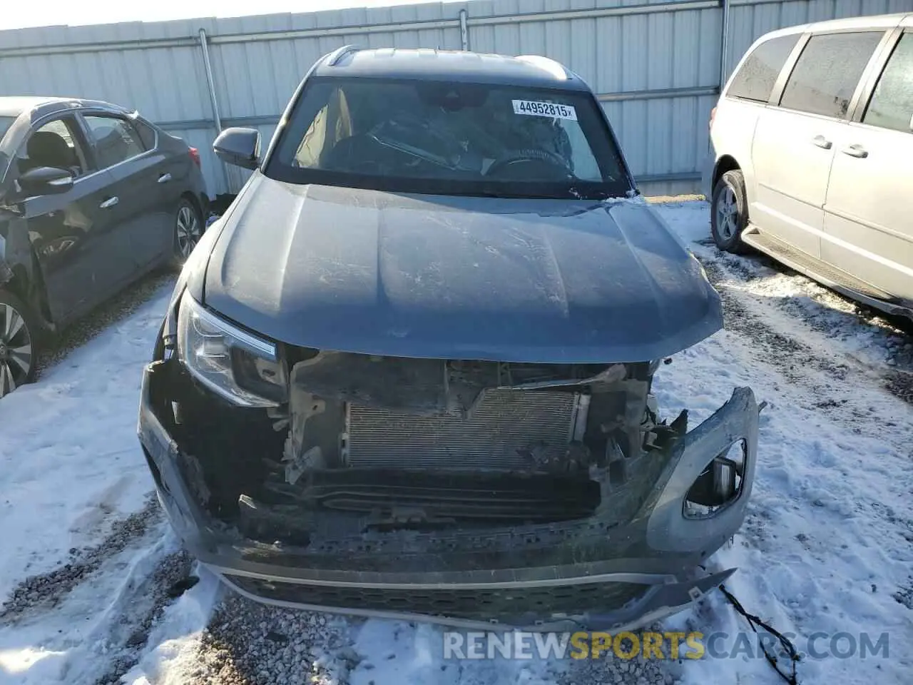 5 Photograph of a damaged car 1V2HE2CA4RC201138 VOLKSWAGEN ATLAS 2024