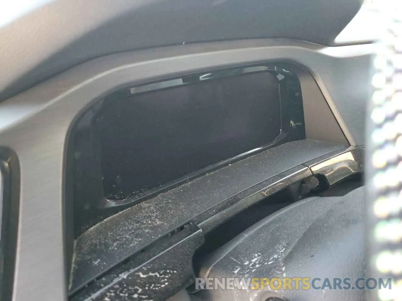 9 Photograph of a damaged car 1V2HE2CA4RC201138 VOLKSWAGEN ATLAS 2024