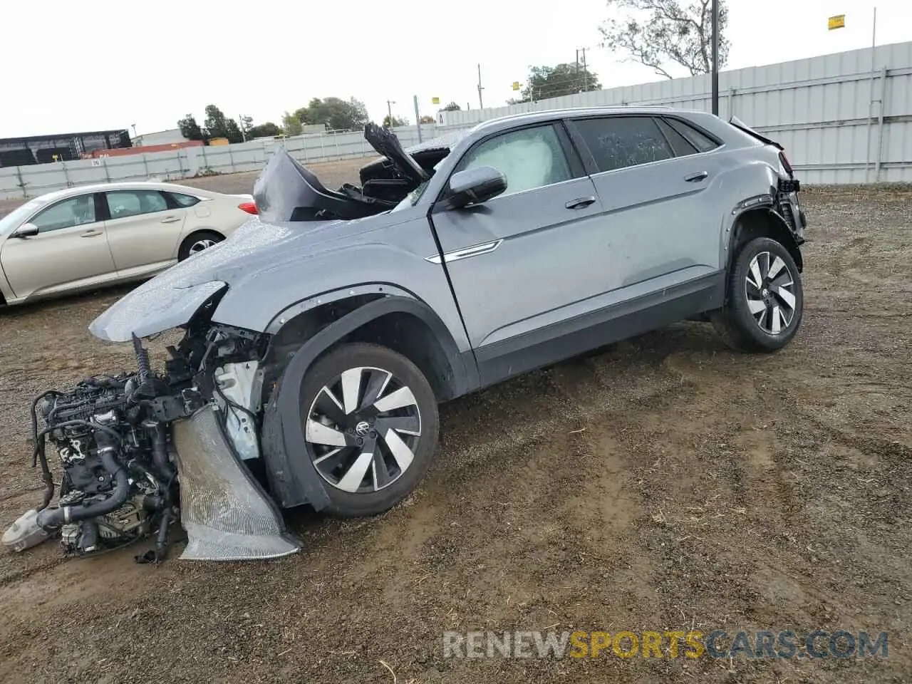 1 Photograph of a damaged car 1V2HE2CA4RC219526 VOLKSWAGEN ATLAS 2024