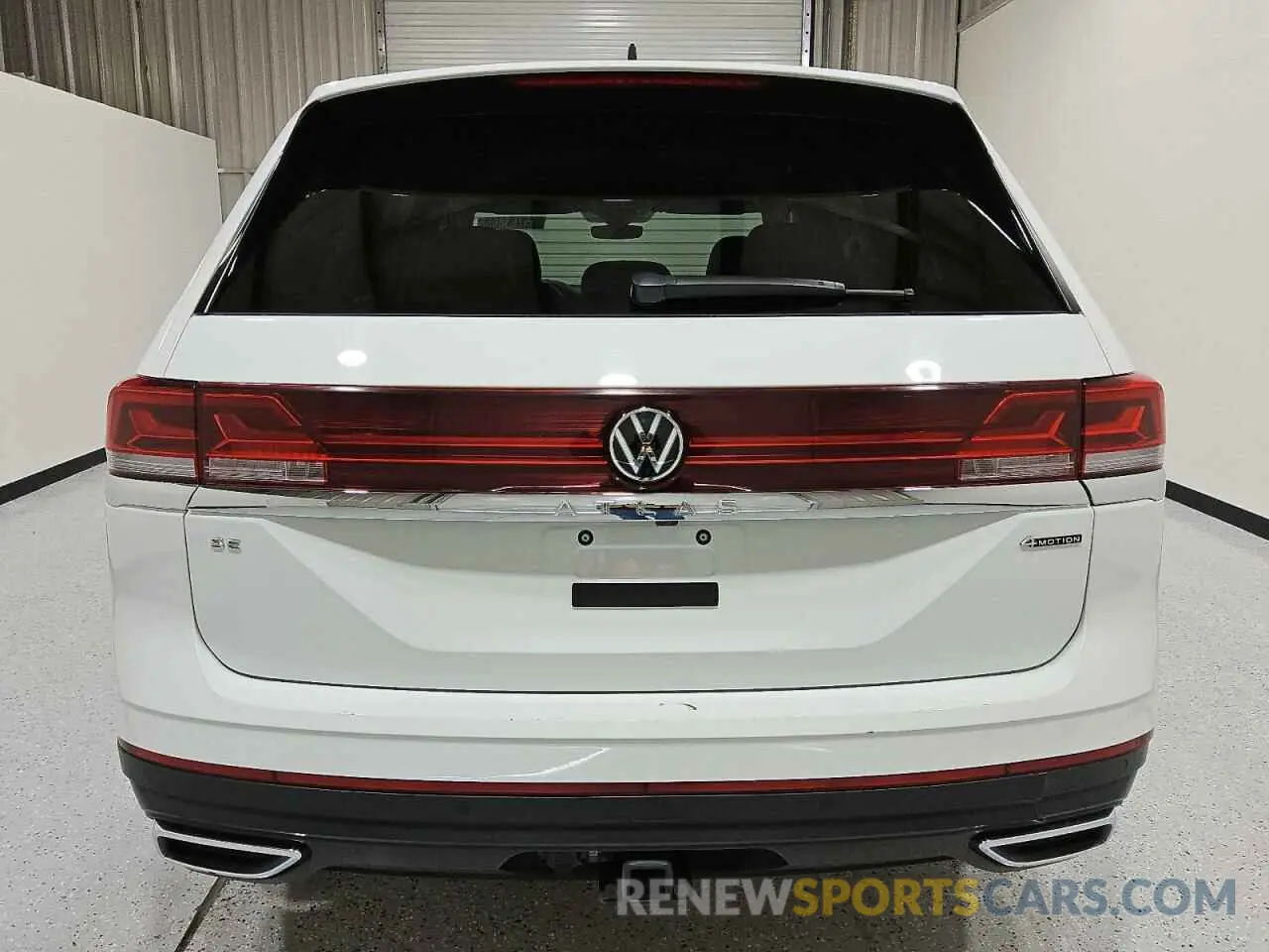6 Photograph of a damaged car 1V2HR2CA1RC546860 VOLKSWAGEN ATLAS 2024