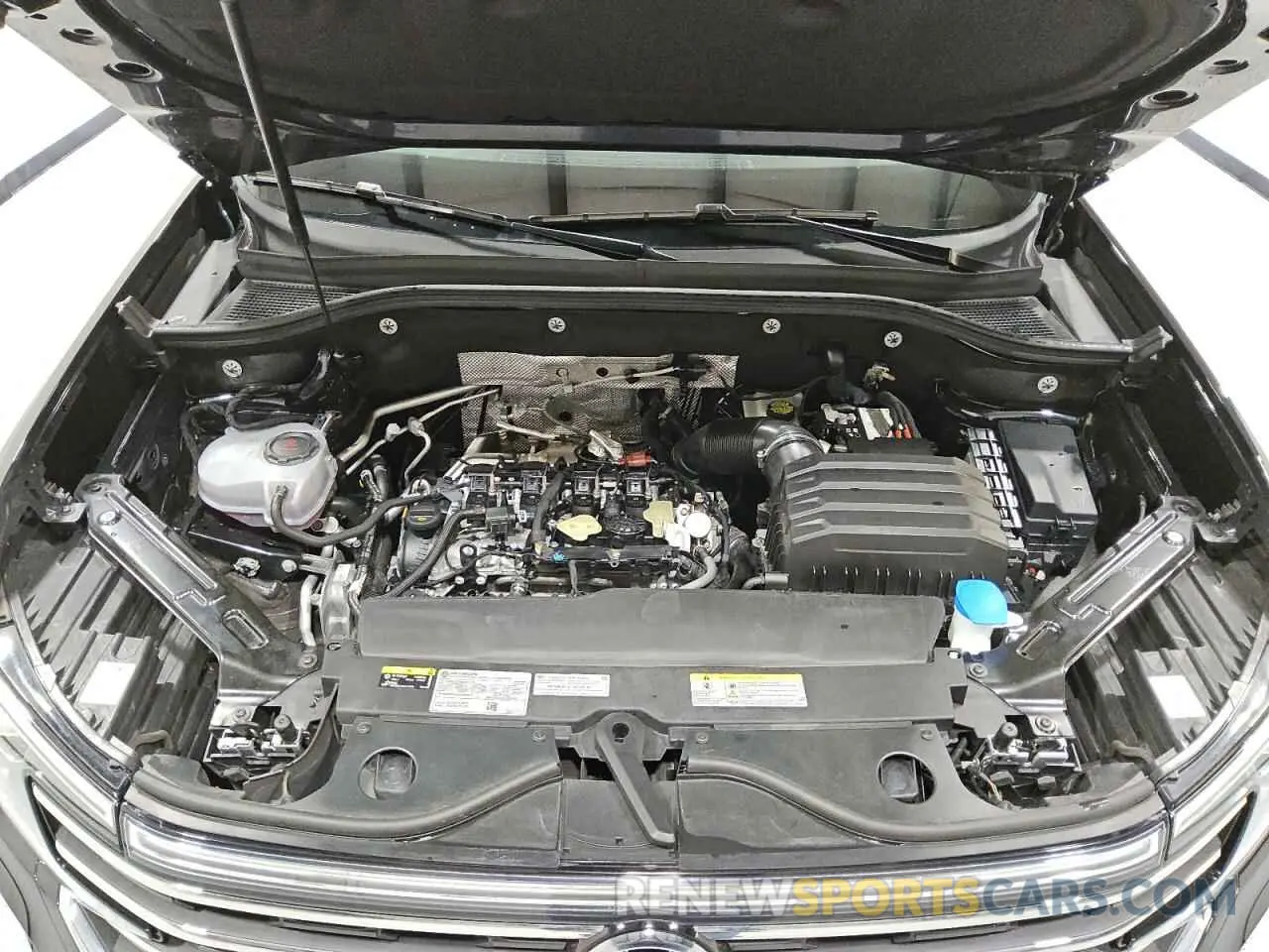 12 Photograph of a damaged car 1V2HR2CA3RC539232 VOLKSWAGEN ATLAS 2024