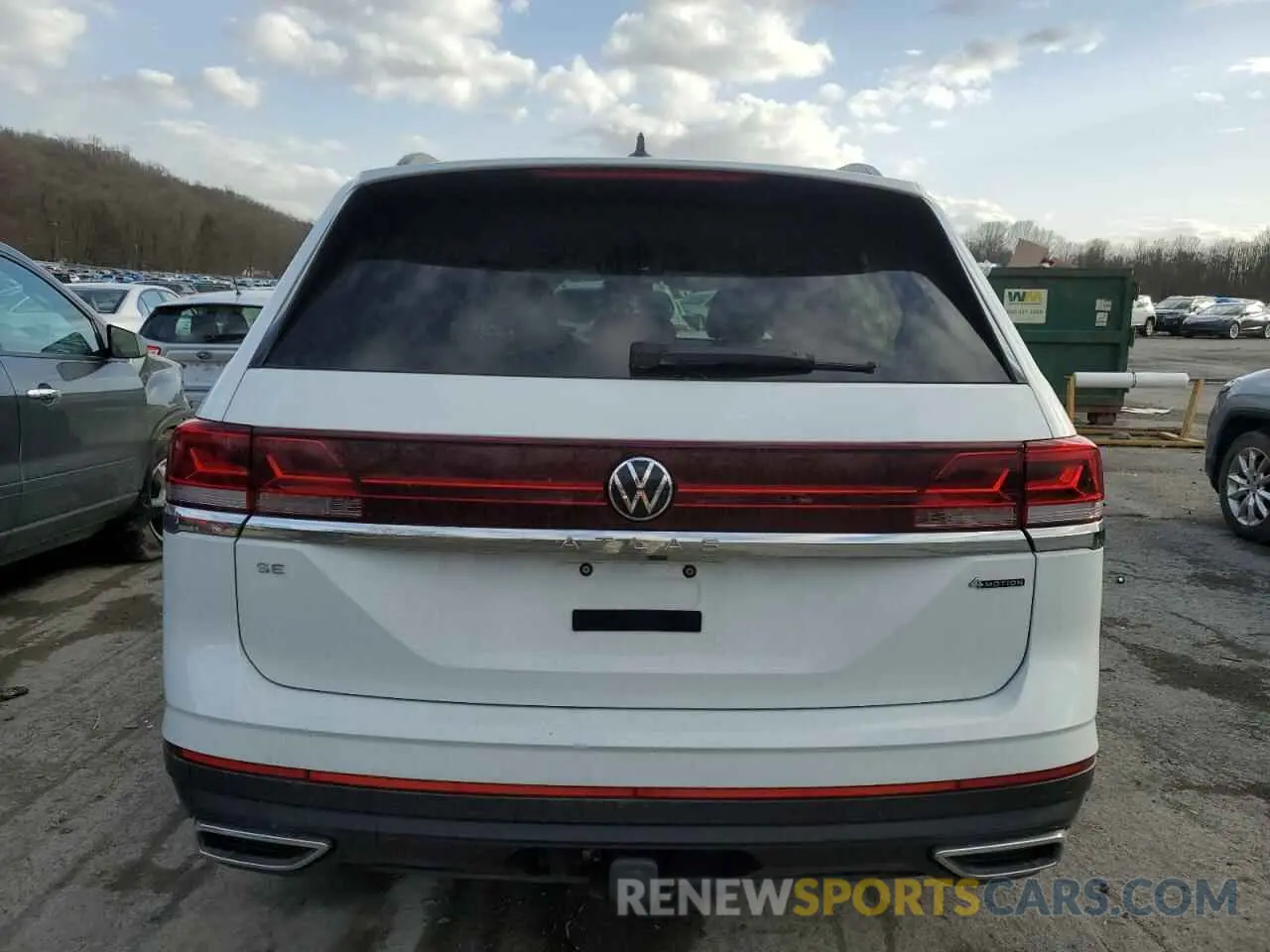 6 Photograph of a damaged car 1V2HR2CA9RC541812 VOLKSWAGEN ATLAS 2024