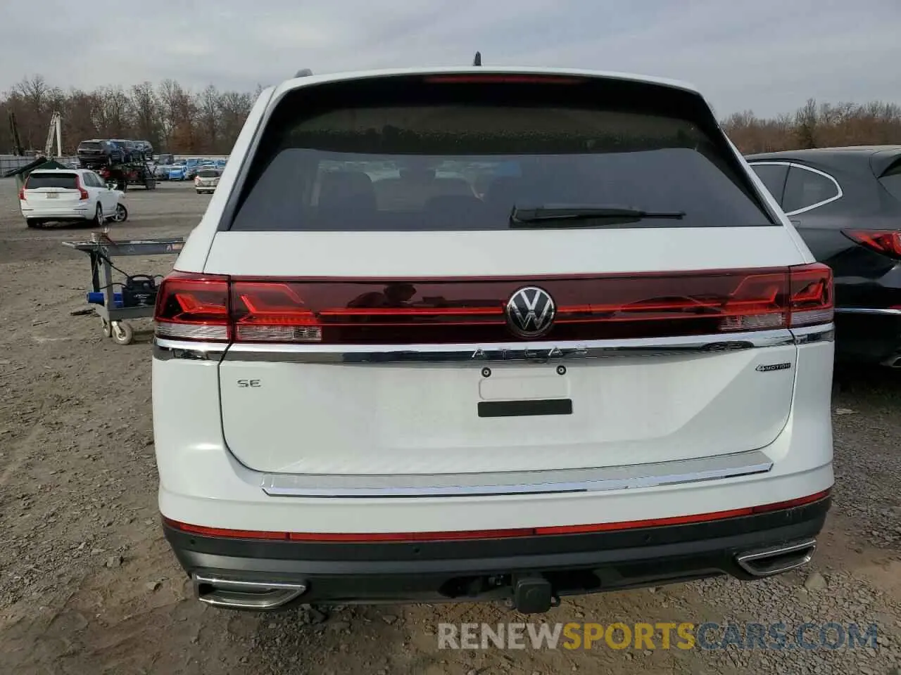 6 Photograph of a damaged car 1V2HR2CAXRC571675 VOLKSWAGEN ATLAS 2024