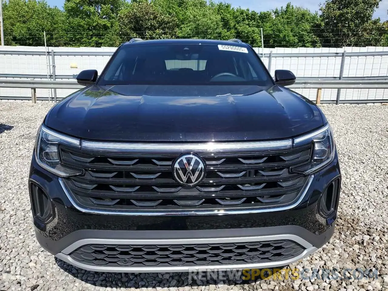 5 Photograph of a damaged car 1V2JE2CA3RC213573 VOLKSWAGEN ATLAS 2024