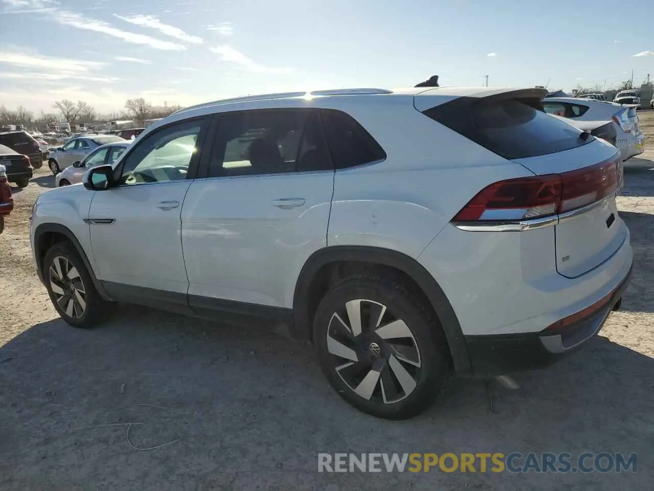 2 Photograph of a damaged car 1V2JE2CA7RC223295 VOLKSWAGEN ATLAS 2024