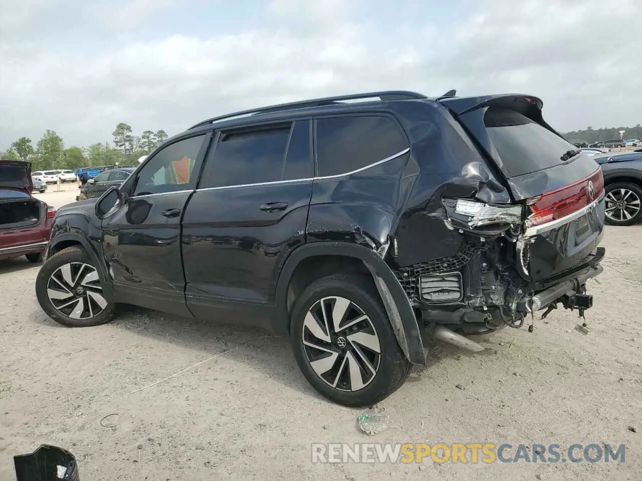 2 Photograph of a damaged car 1V2JR2CA1RC579584 VOLKSWAGEN ATLAS 2024