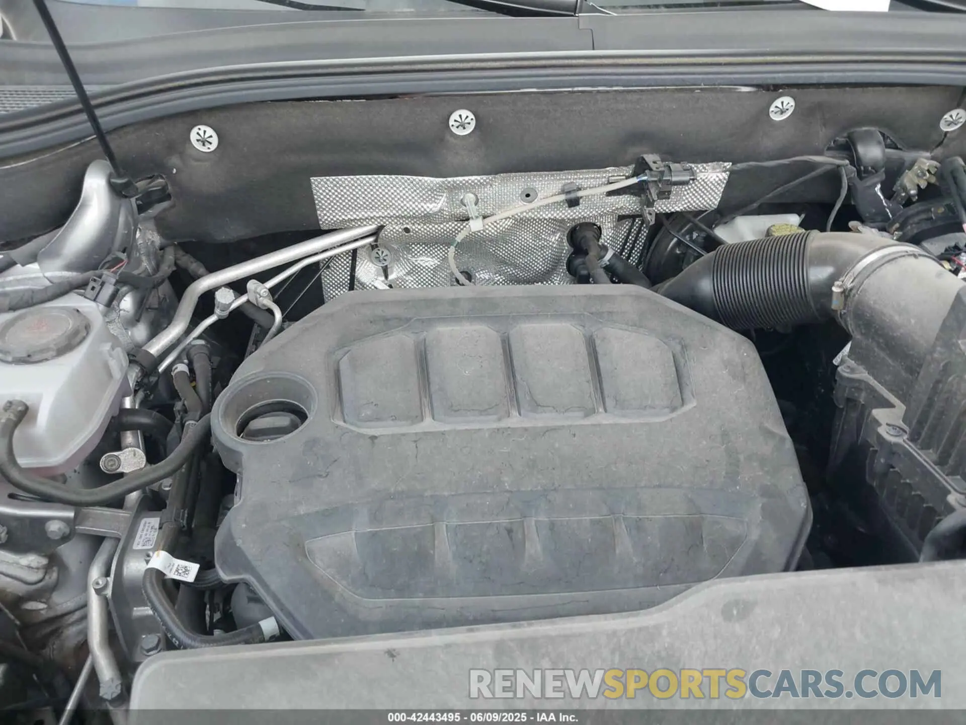 10 Photograph of a damaged car 1V2JR2CA5RC540514 VOLKSWAGEN ATLAS 2024