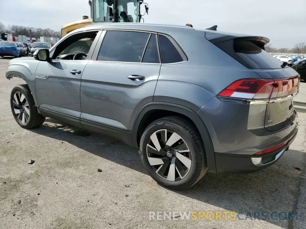 2 Photograph of a damaged car 1V2KE2CA1RC255860 VOLKSWAGEN ATLAS 2024