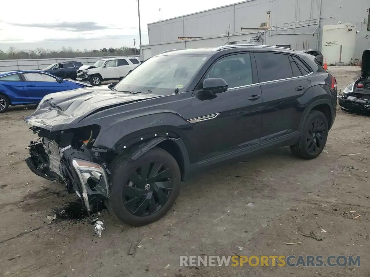 1 Photograph of a damaged car 1V2KE2CA4RC234775 VOLKSWAGEN ATLAS 2024