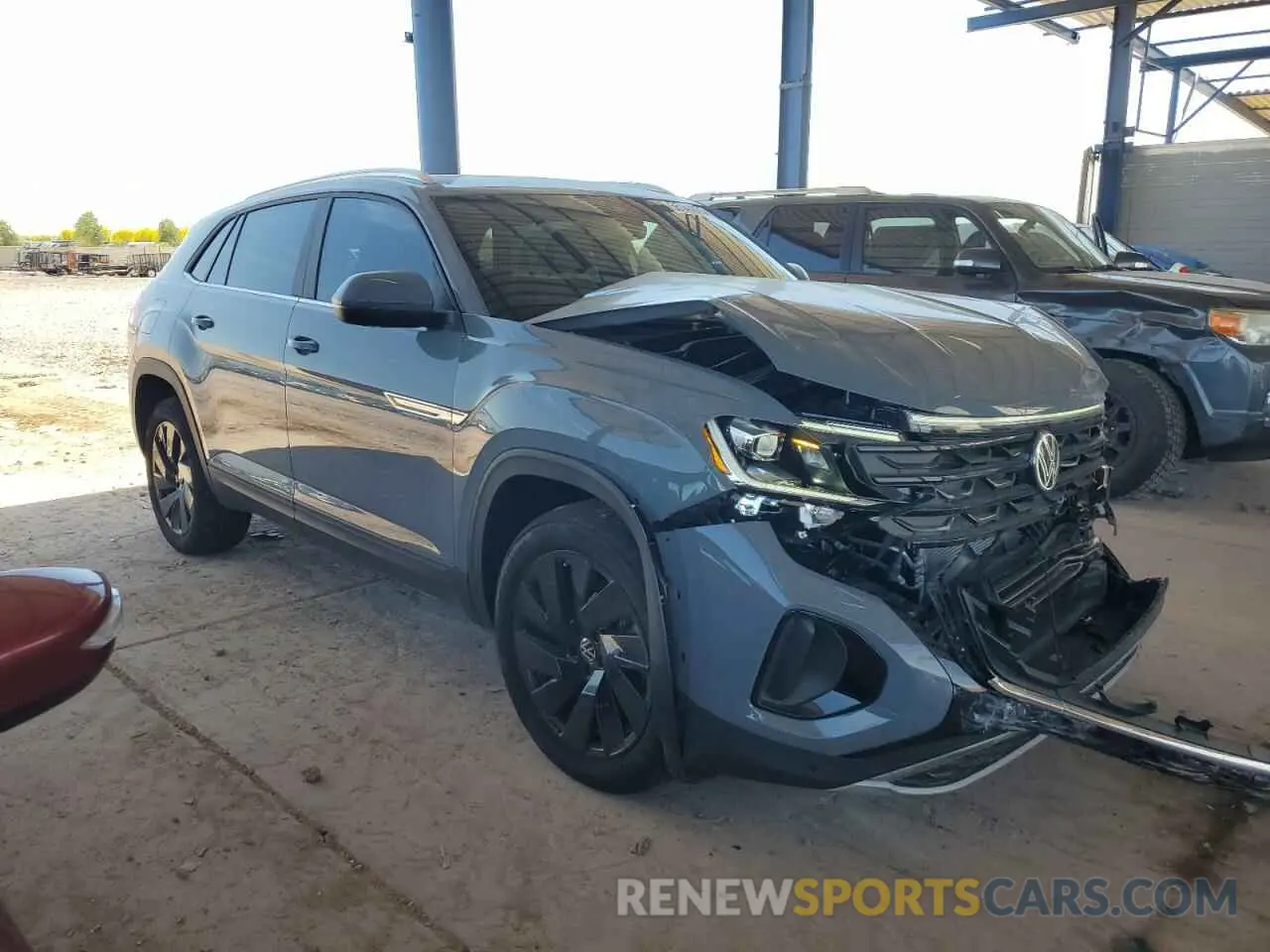 4 Photograph of a damaged car 1V2KE2CA7RC253191 VOLKSWAGEN ATLAS 2024