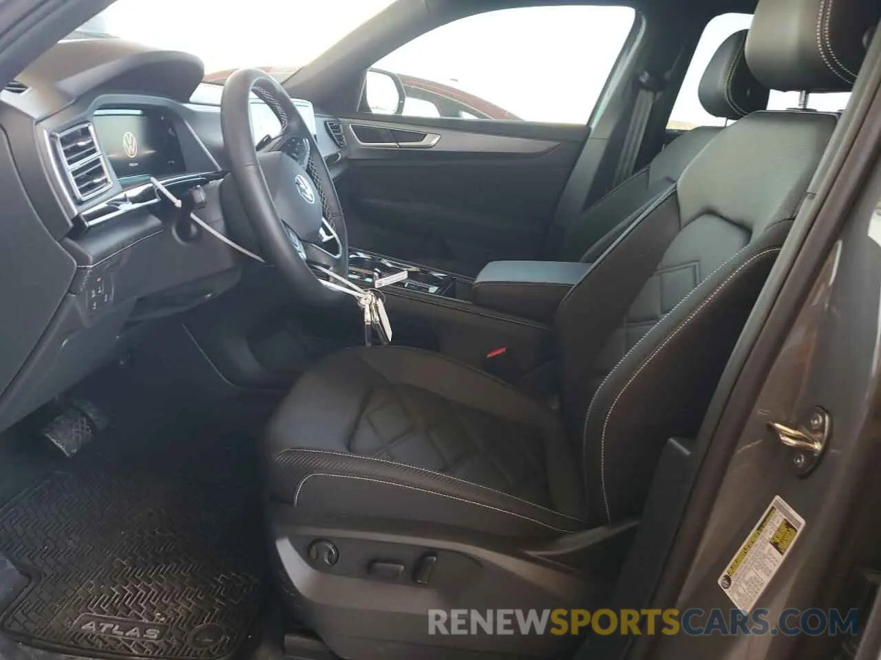 7 Photograph of a damaged car 1V2KE2CA7RC253191 VOLKSWAGEN ATLAS 2024