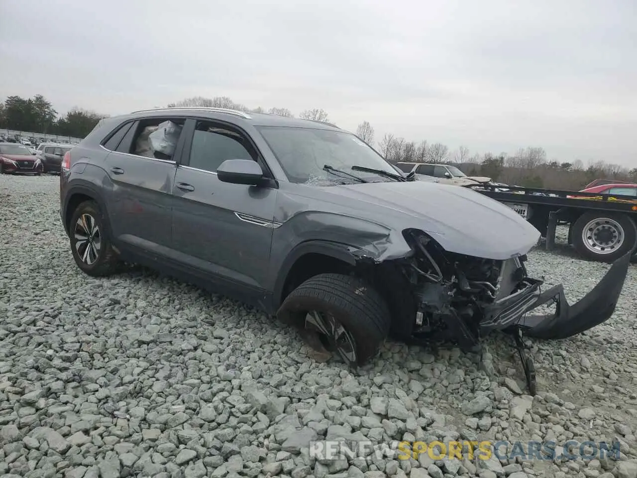 4 Photograph of a damaged car 1V2LE2CA2RC203724 VOLKSWAGEN ATLAS 2024