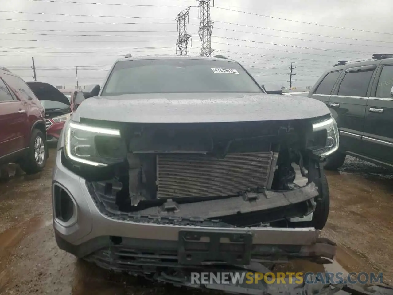 5 Photograph of a damaged car 1V2LR2CA0RC581349 VOLKSWAGEN ATLAS 2024
