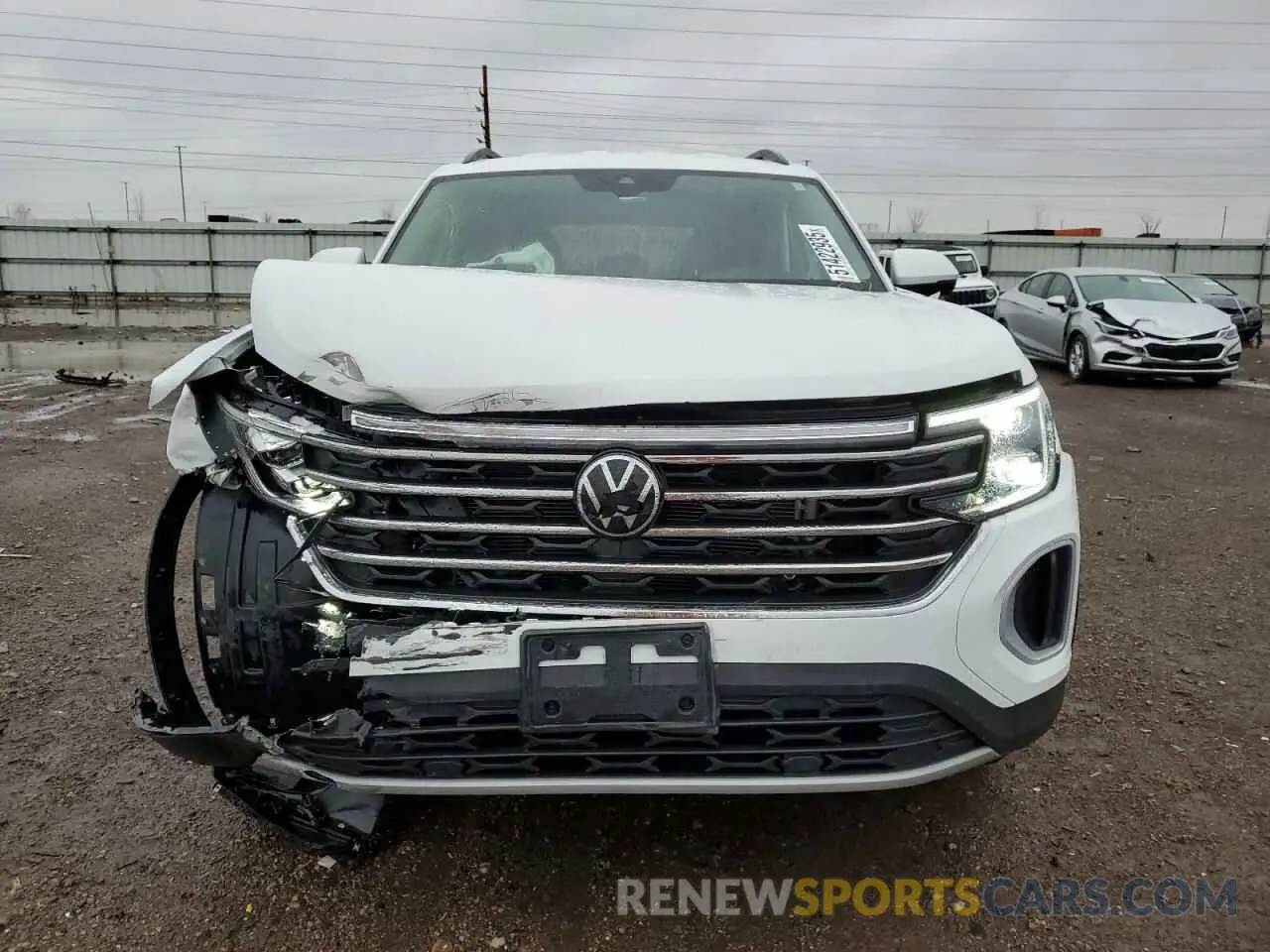 5 Photograph of a damaged car 1V2LR2CA3RC508623 VOLKSWAGEN ATLAS 2024