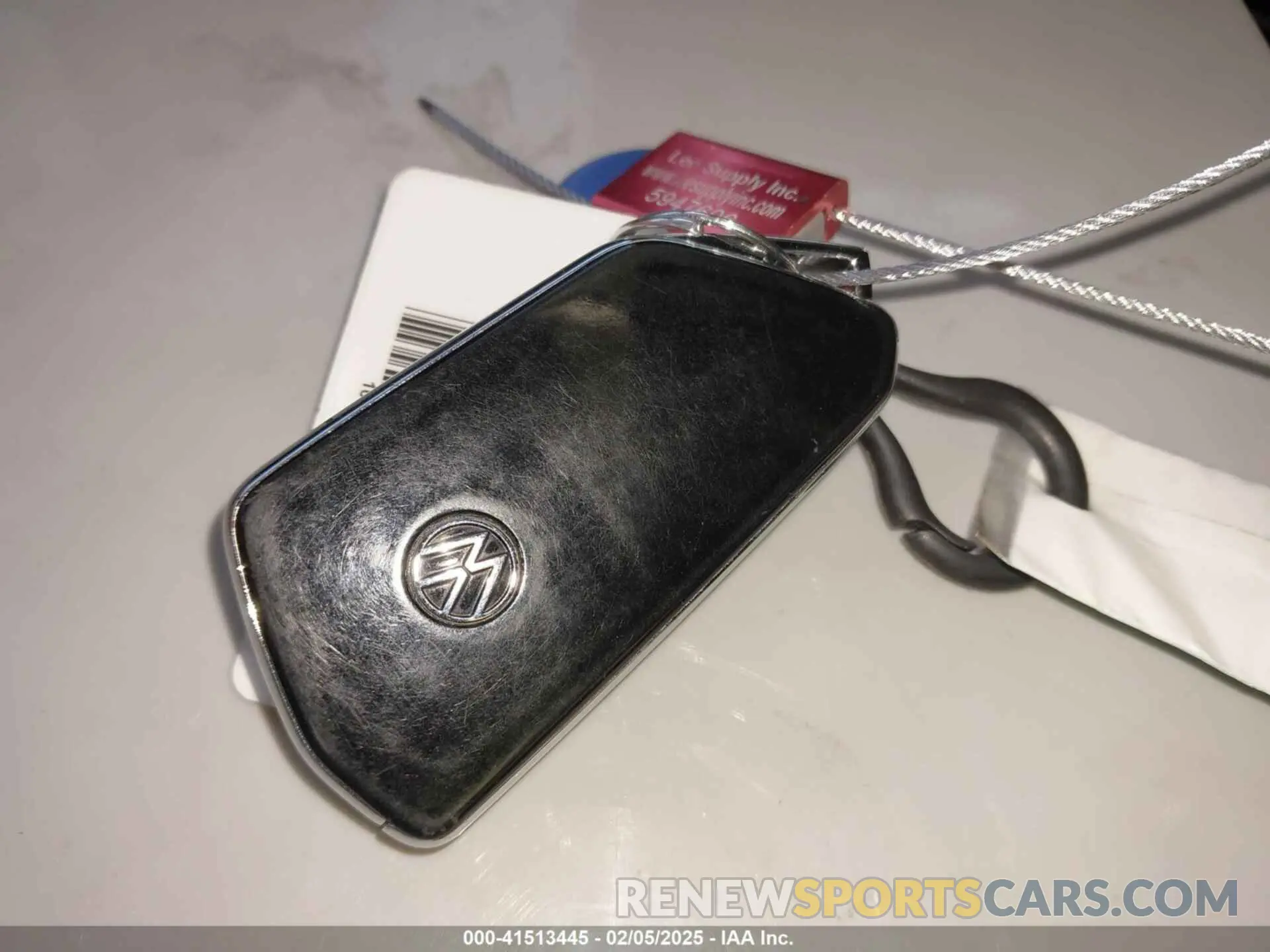 11 Photograph of a damaged car 1V2LR2CA4RC505410 VOLKSWAGEN ATLAS 2024