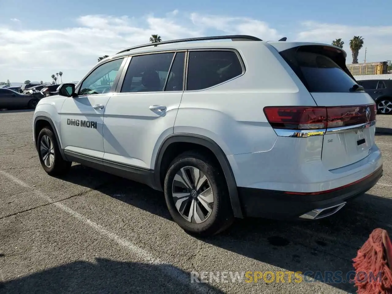 2 Photograph of a damaged car 1V2LR2CA8RC534859 VOLKSWAGEN ATLAS 2024
