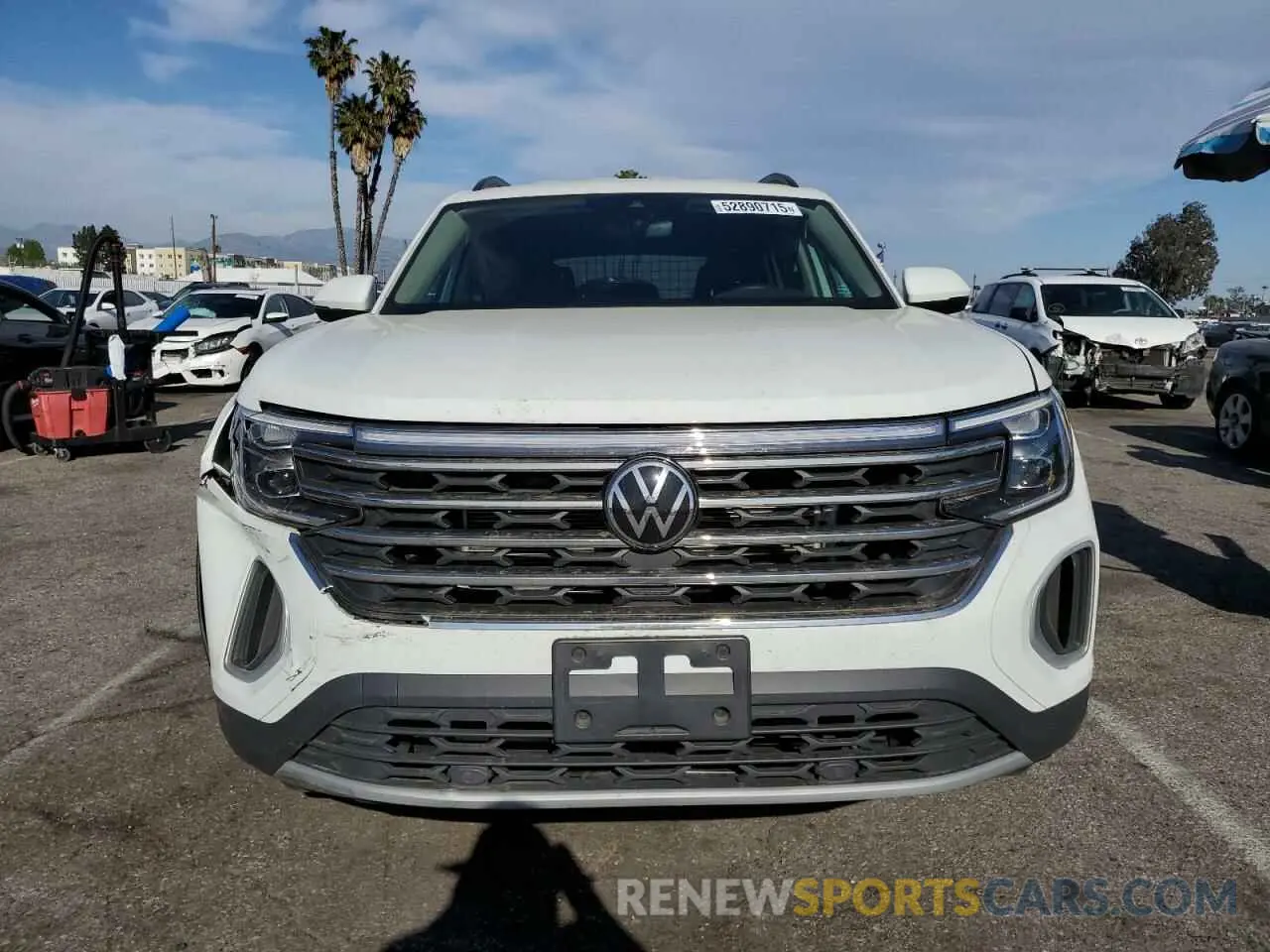5 Photograph of a damaged car 1V2LR2CA8RC534859 VOLKSWAGEN ATLAS 2024