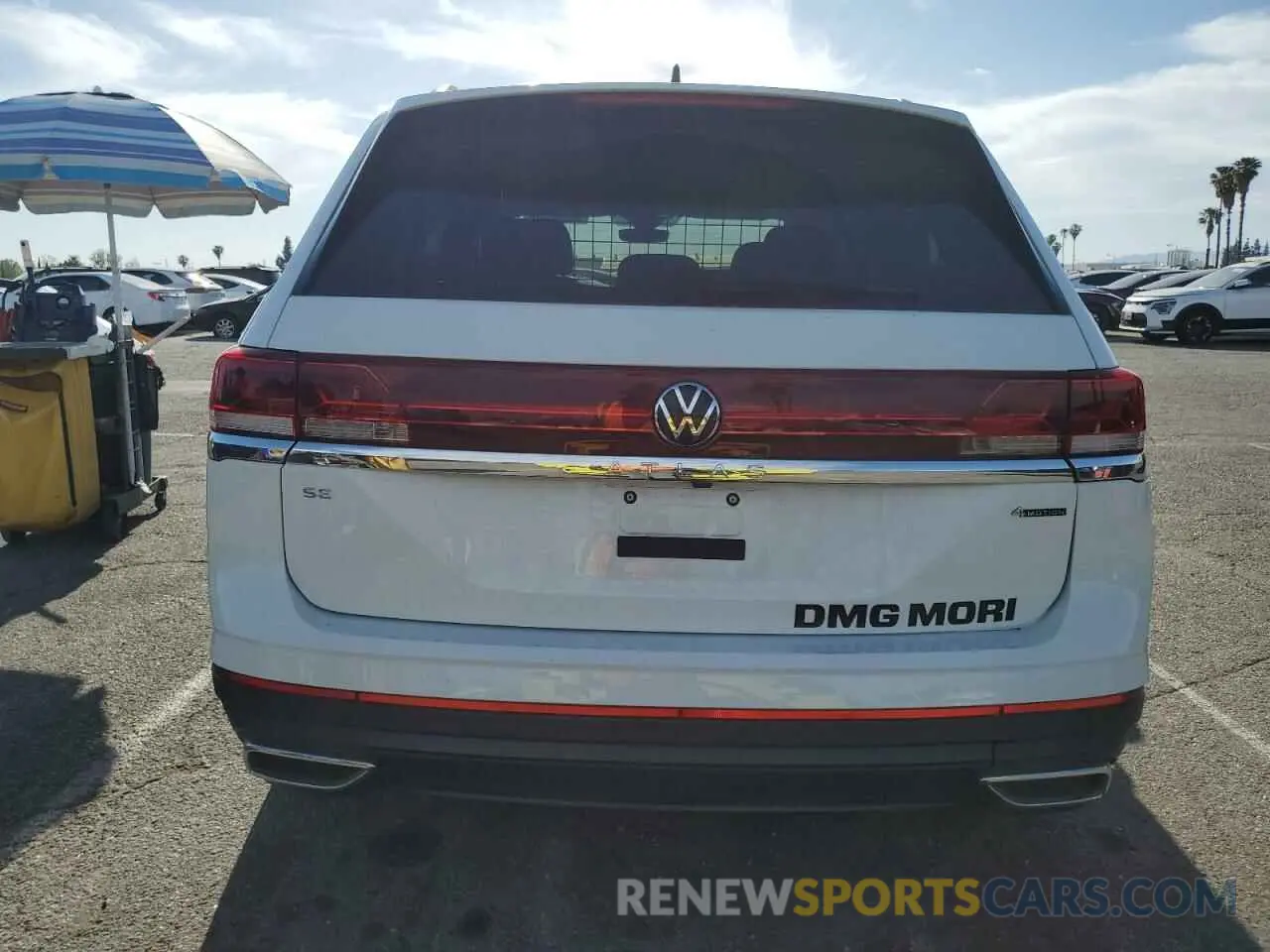6 Photograph of a damaged car 1V2LR2CA8RC534859 VOLKSWAGEN ATLAS 2024