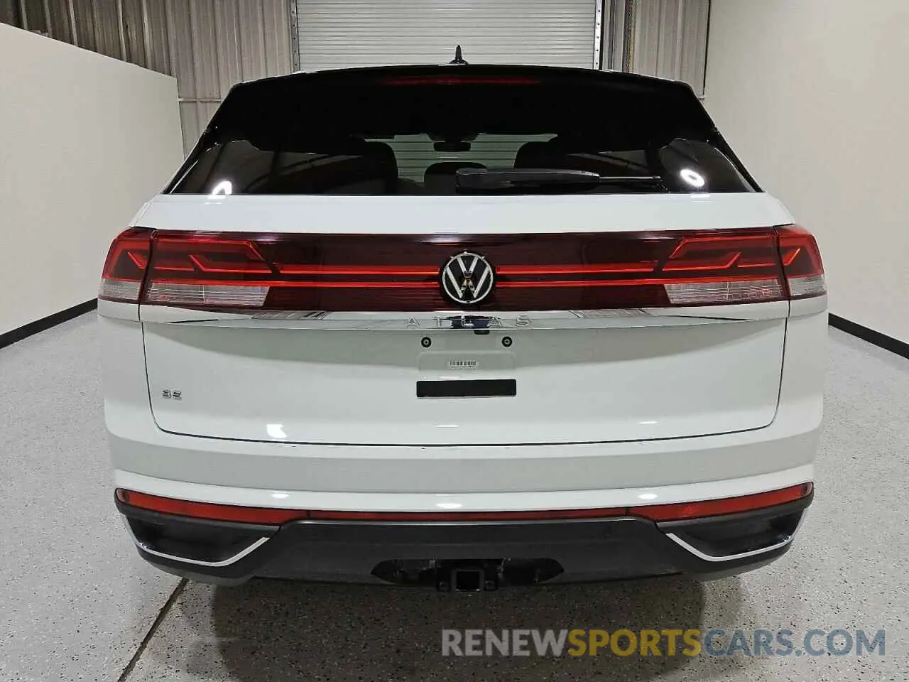 6 Photograph of a damaged car 1V2WE2CA1RC219958 VOLKSWAGEN ATLAS 2024