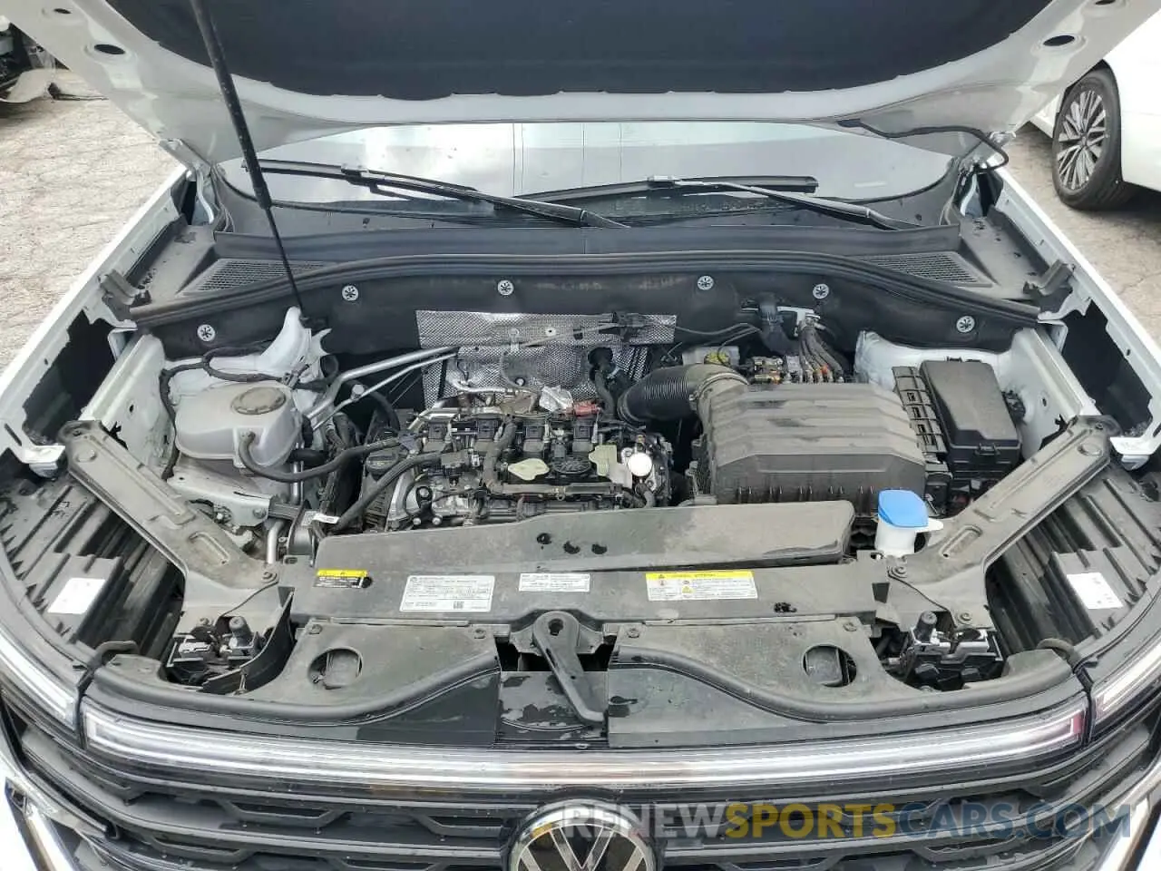 12 Photograph of a damaged car 1V2WE2CA4RC219534 VOLKSWAGEN ATLAS 2024